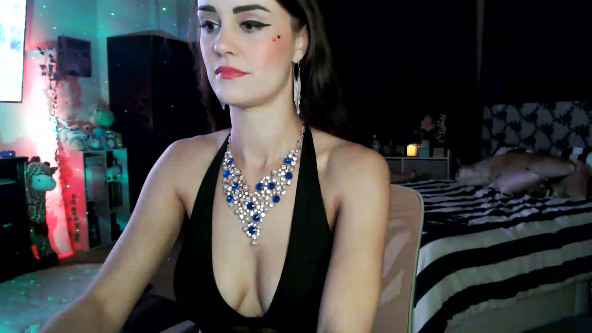 Gallery image thumbnail from HeidiKlumsy's myfreecams stream on, 07/26/2026, 04:43 image 11 of 20