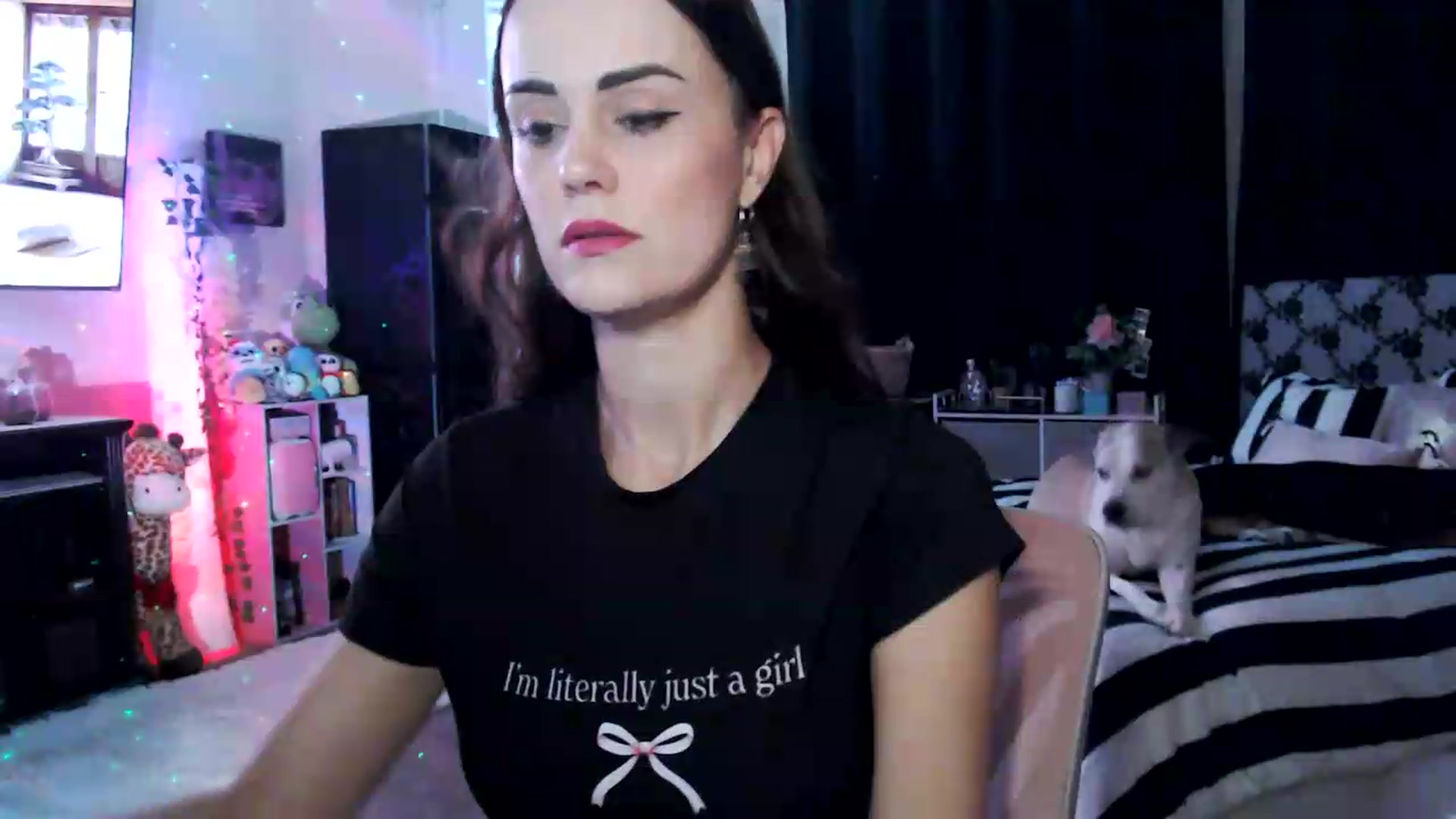 Gallery image thumbnail from HeidiKlumsy's myfreecams stream on, 07/27/2026, 21:49 image 5 of 20