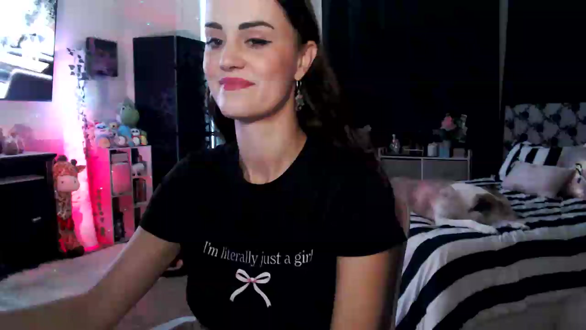 Gallery image thumbnail from HeidiKlumsy's myfreecams stream on, 07/27/2026, 21:49 image 15 of 20