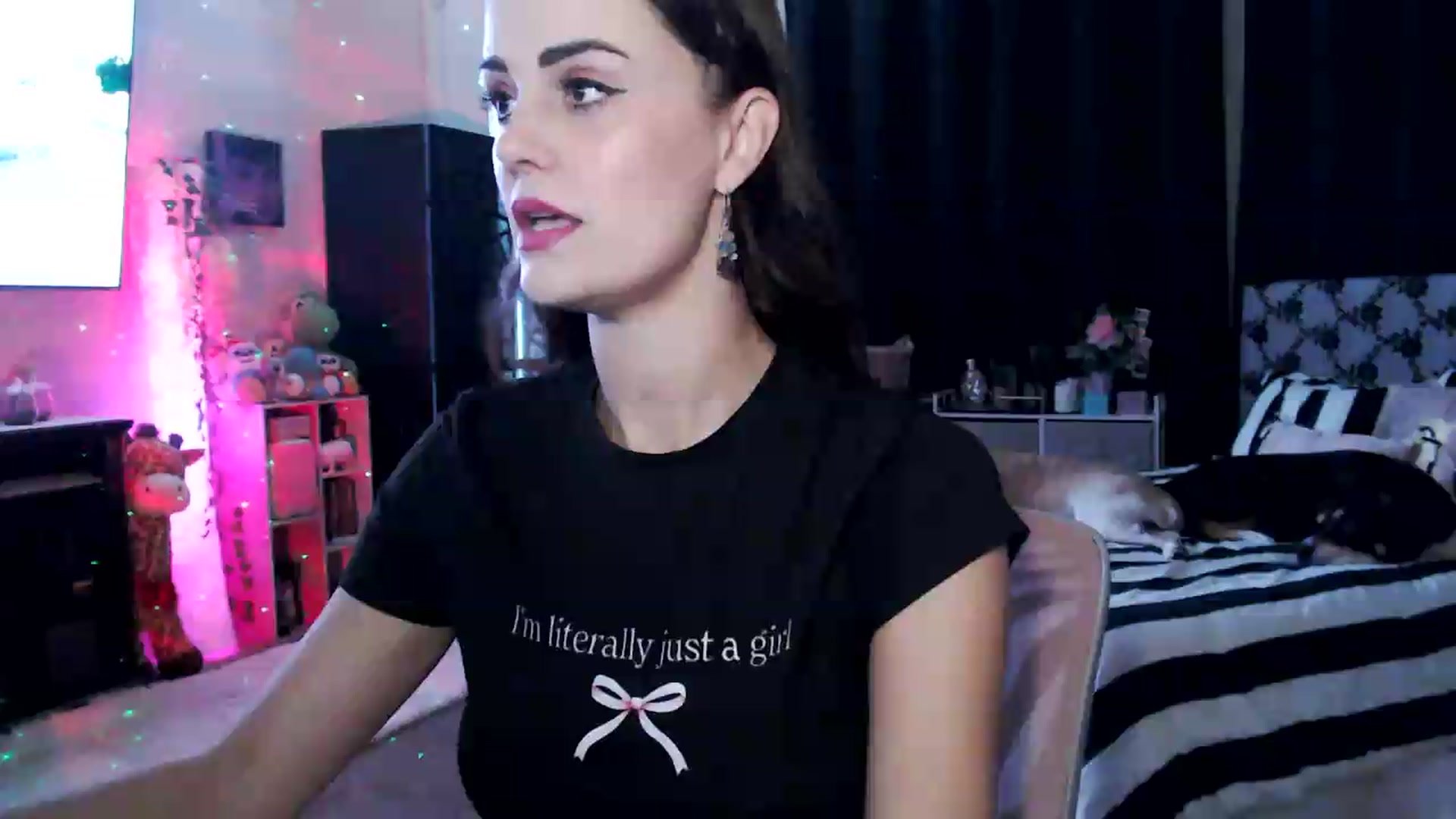 Gallery image thumbnail from HeidiKlumsy's myfreecams stream on, 07/27/2026, 21:49 image 2 of 20