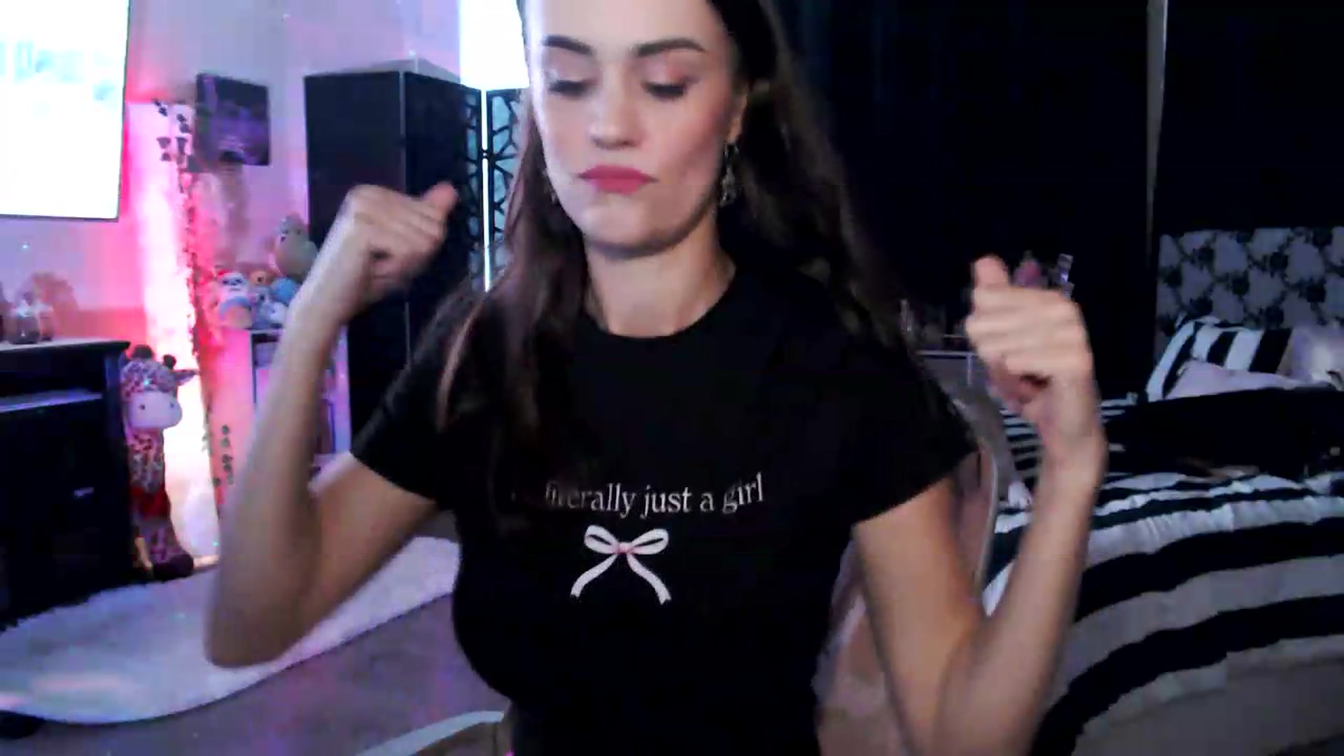 Gallery image thumbnail from HeidiKlumsy's myfreecams stream on, 07/27/2026, 22:58 image 18 of 20
