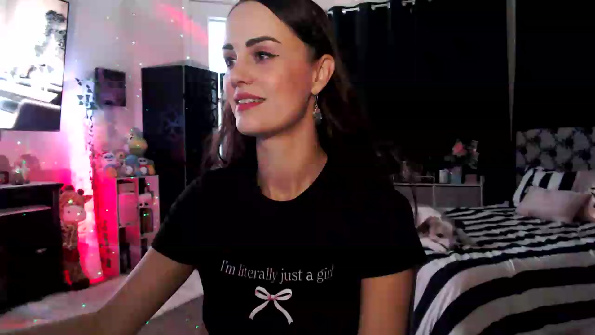 Gallery image thumbnail from HeidiKlumsy's myfreecams stream on, 07/27/2026, 22:58 image 7 of 20
