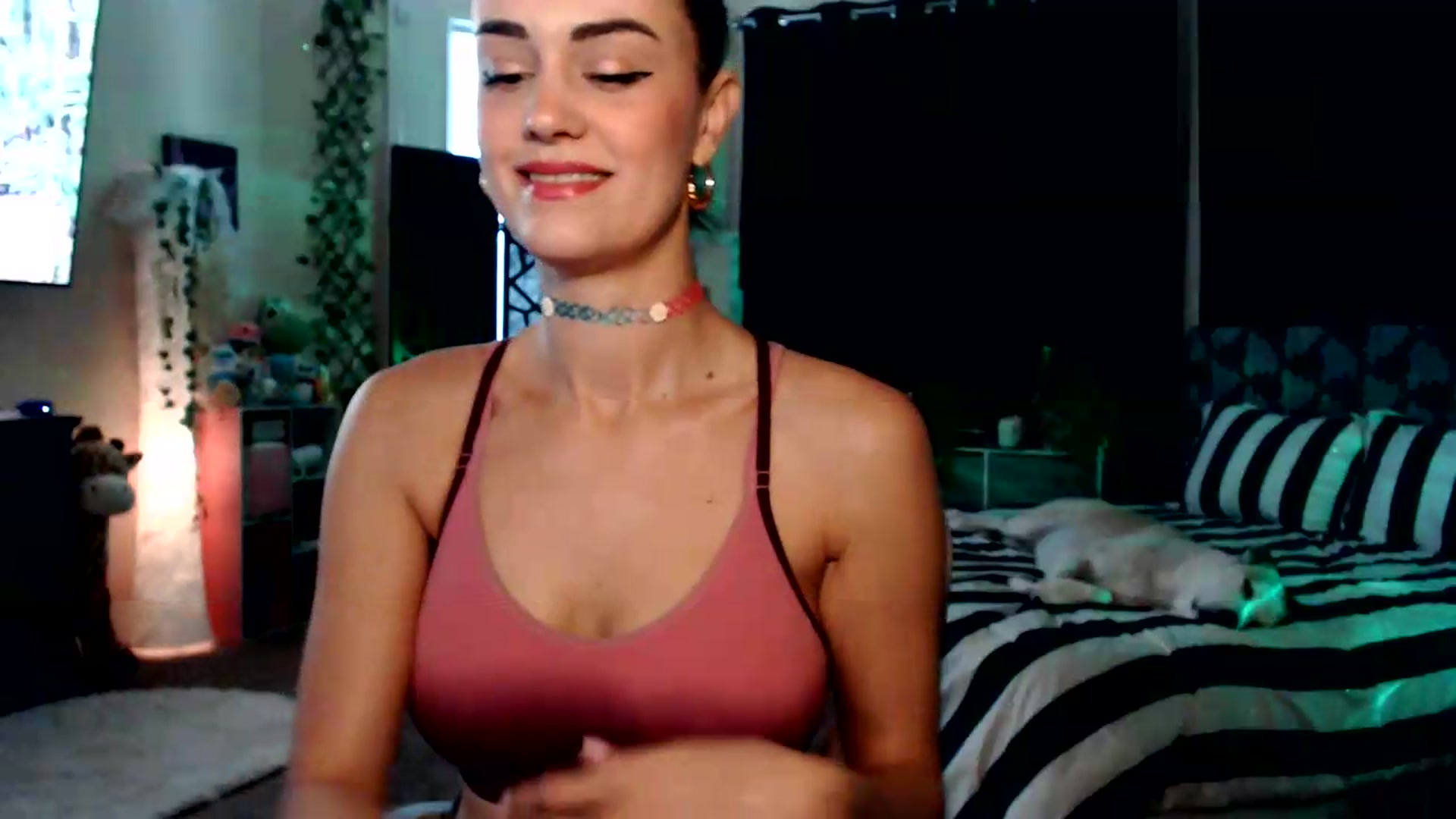 Gallery image thumbnail from HeidiKlumsy's myfreecams stream on, 07/28/2026, 21:20 image 10 of 20