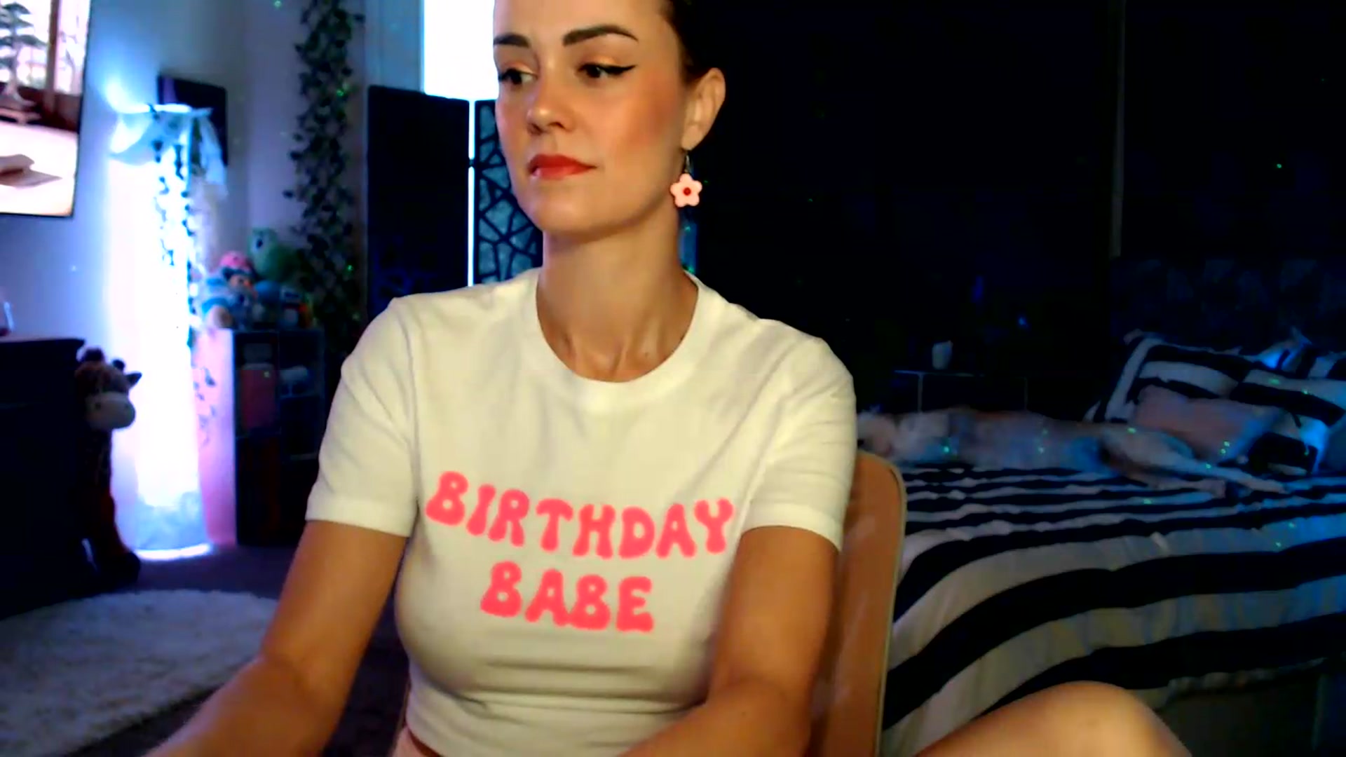 Gallery image thumbnail from HeidiKlumsy's myfreecams stream on, 07/29/2026, 22:05 image 7 of 20