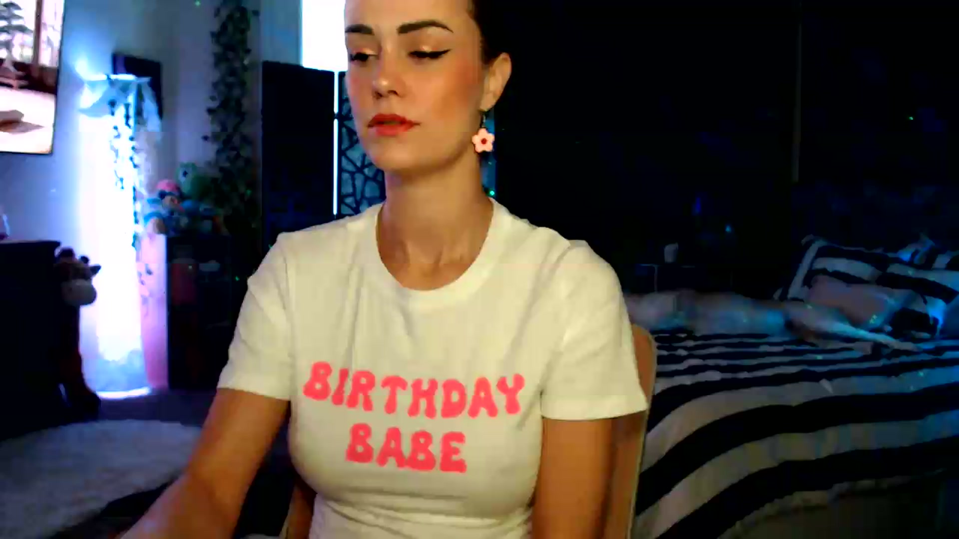 Gallery image thumbnail from HeidiKlumsy's myfreecams stream on, 07/29/2026, 22:05 image 6 of 20
