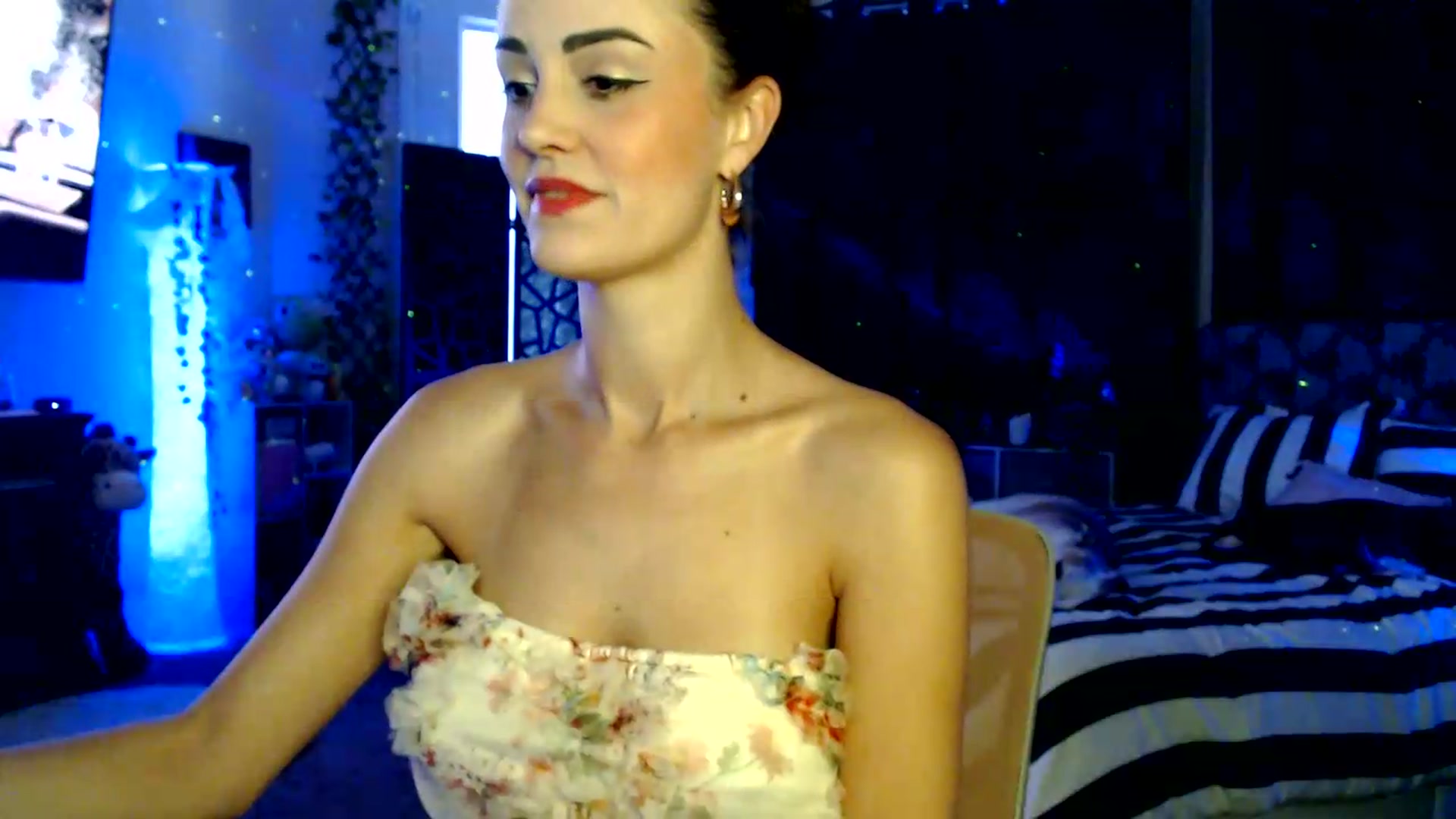 Gallery image thumbnail from HeidiKlumsy's myfreecams stream on, 07/30/2026, 22:31 image 14 of 20