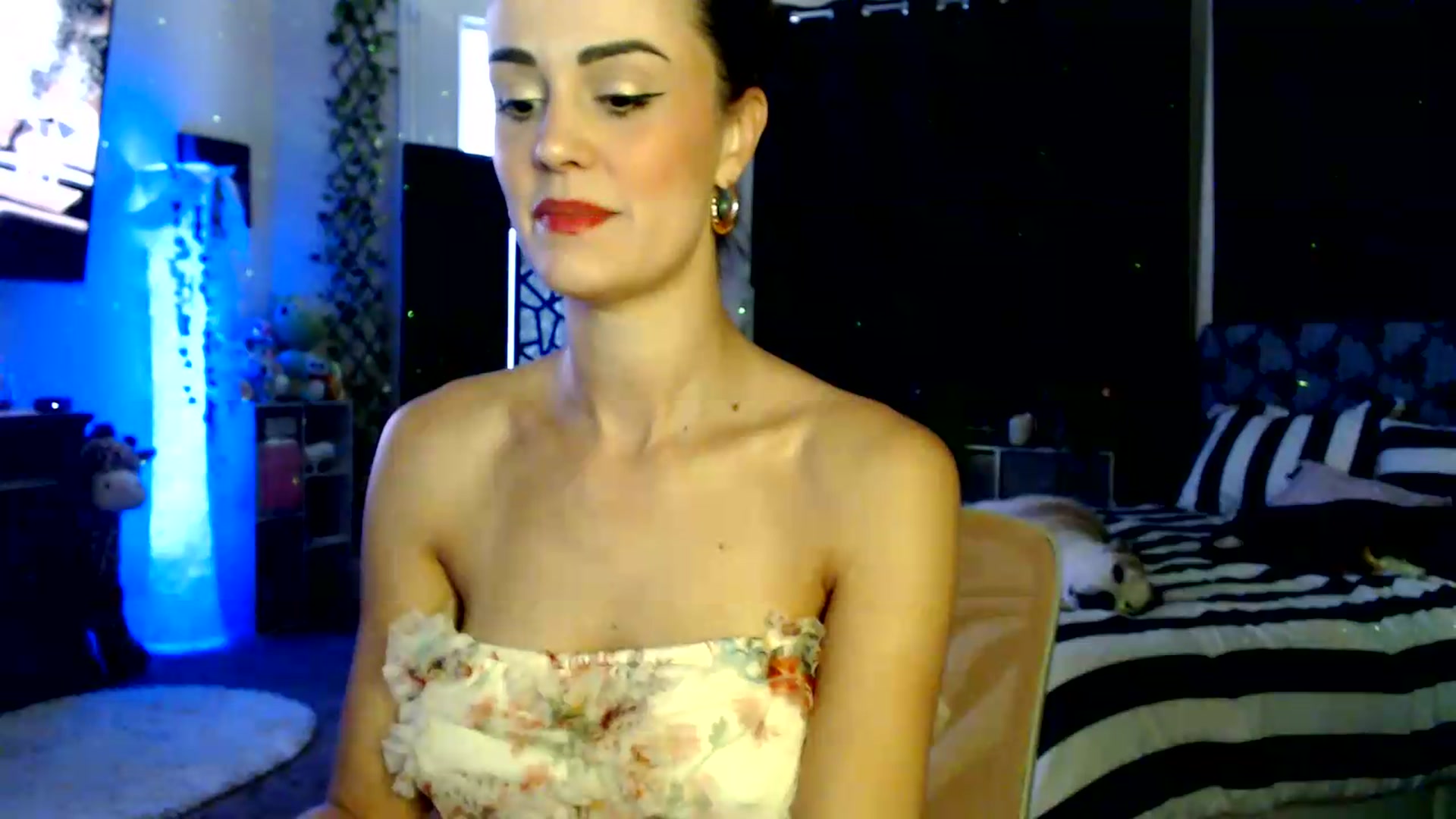 Gallery image thumbnail from HeidiKlumsy's myfreecams stream on, 07/30/2026, 22:31 image 19 of 20