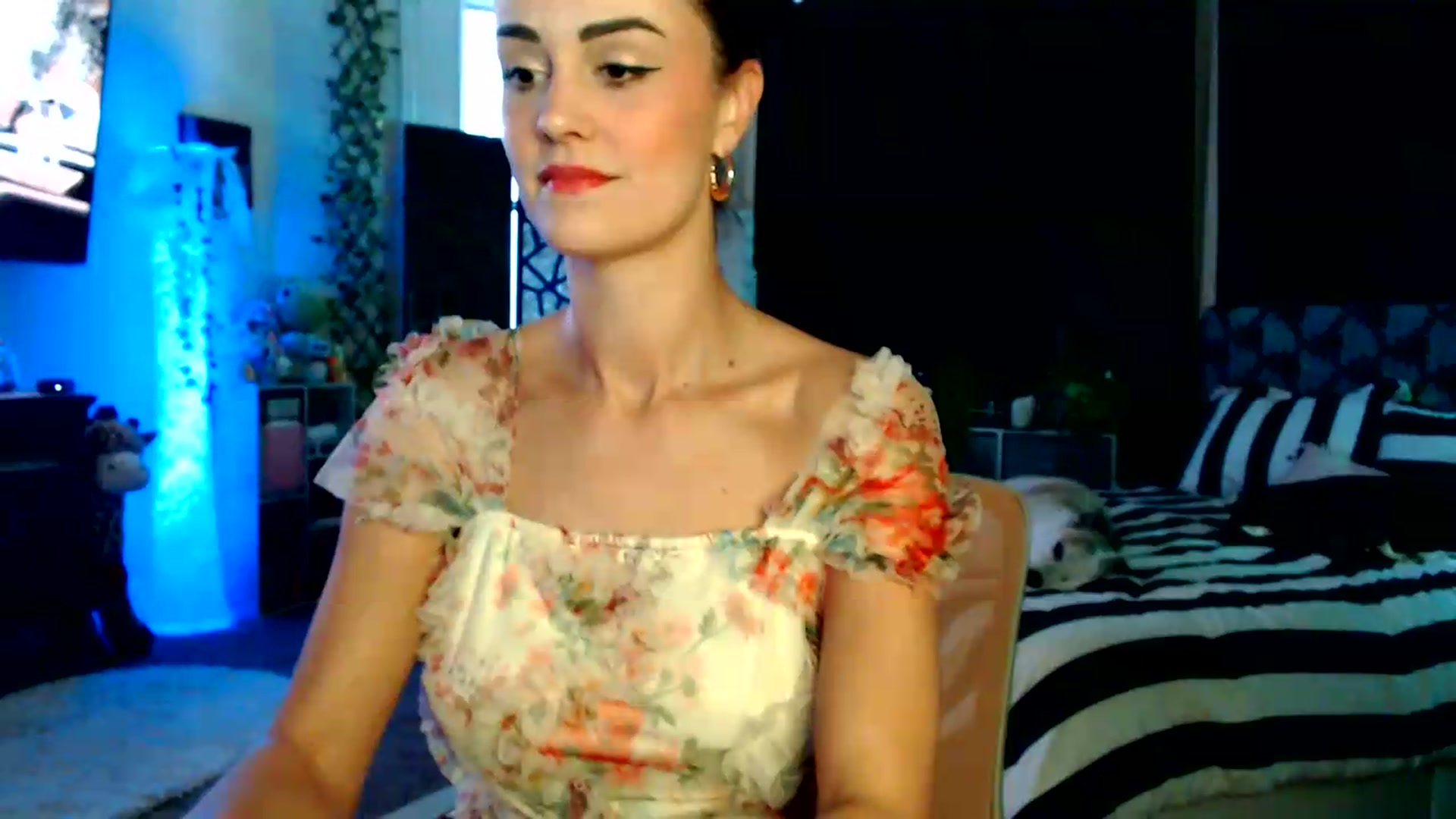 Gallery image thumbnail from HeidiKlumsy's myfreecams stream on, 07/30/2026, 22:31 image 8 of 20