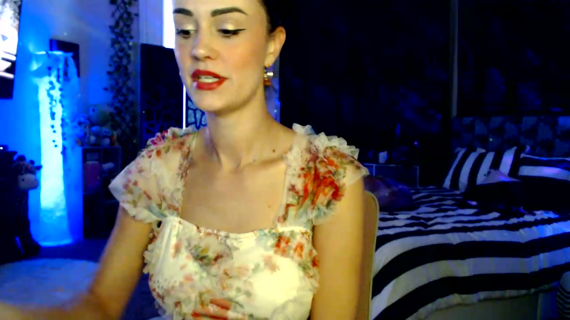 Gallery image thumbnail from HeidiKlumsy's myfreecams stream on, 07/30/2026, 22:31 image 2 of 20