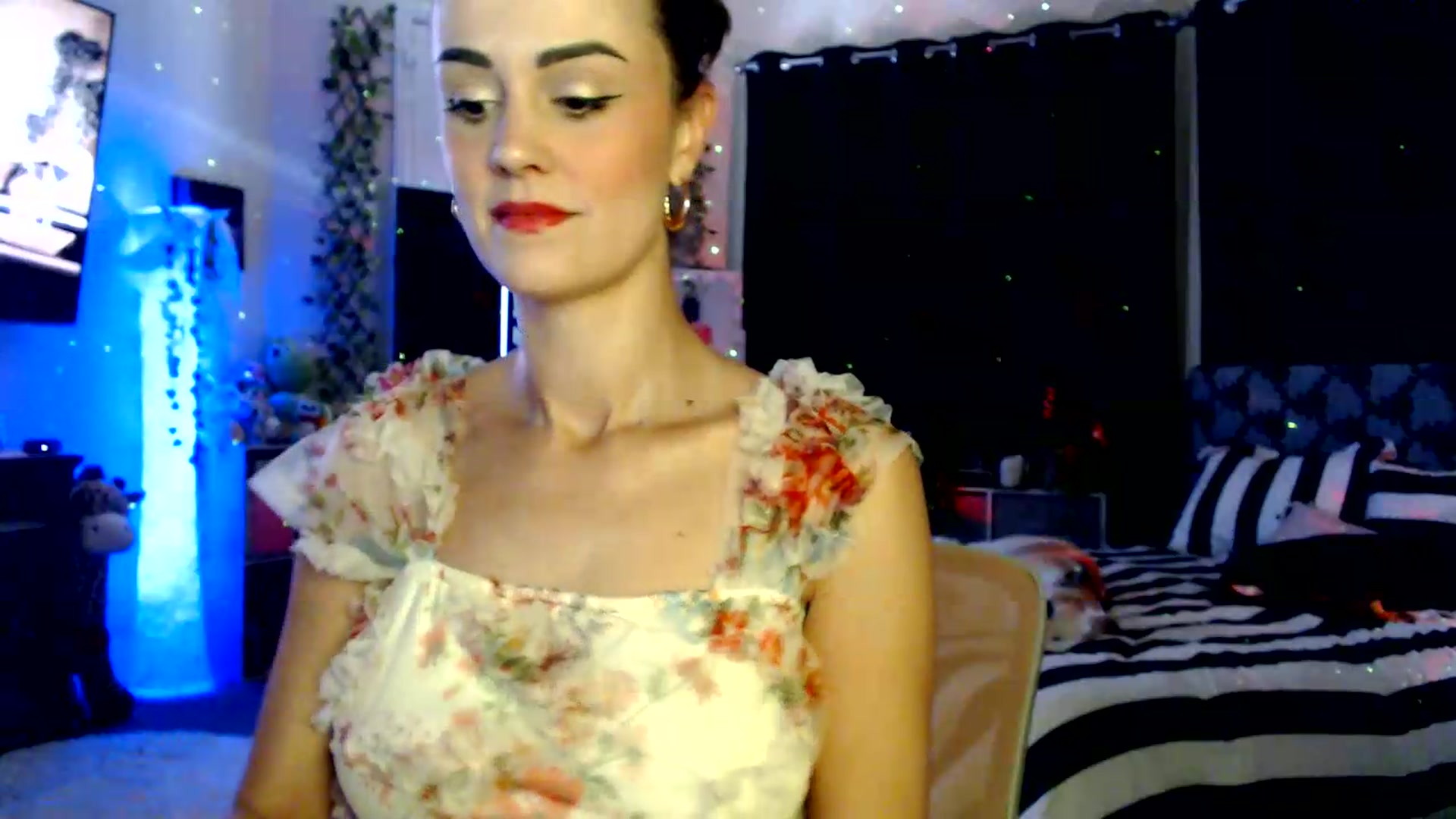 Gallery image thumbnail from HeidiKlumsy's myfreecams stream on, 07/30/2026, 22:31 image 6 of 20