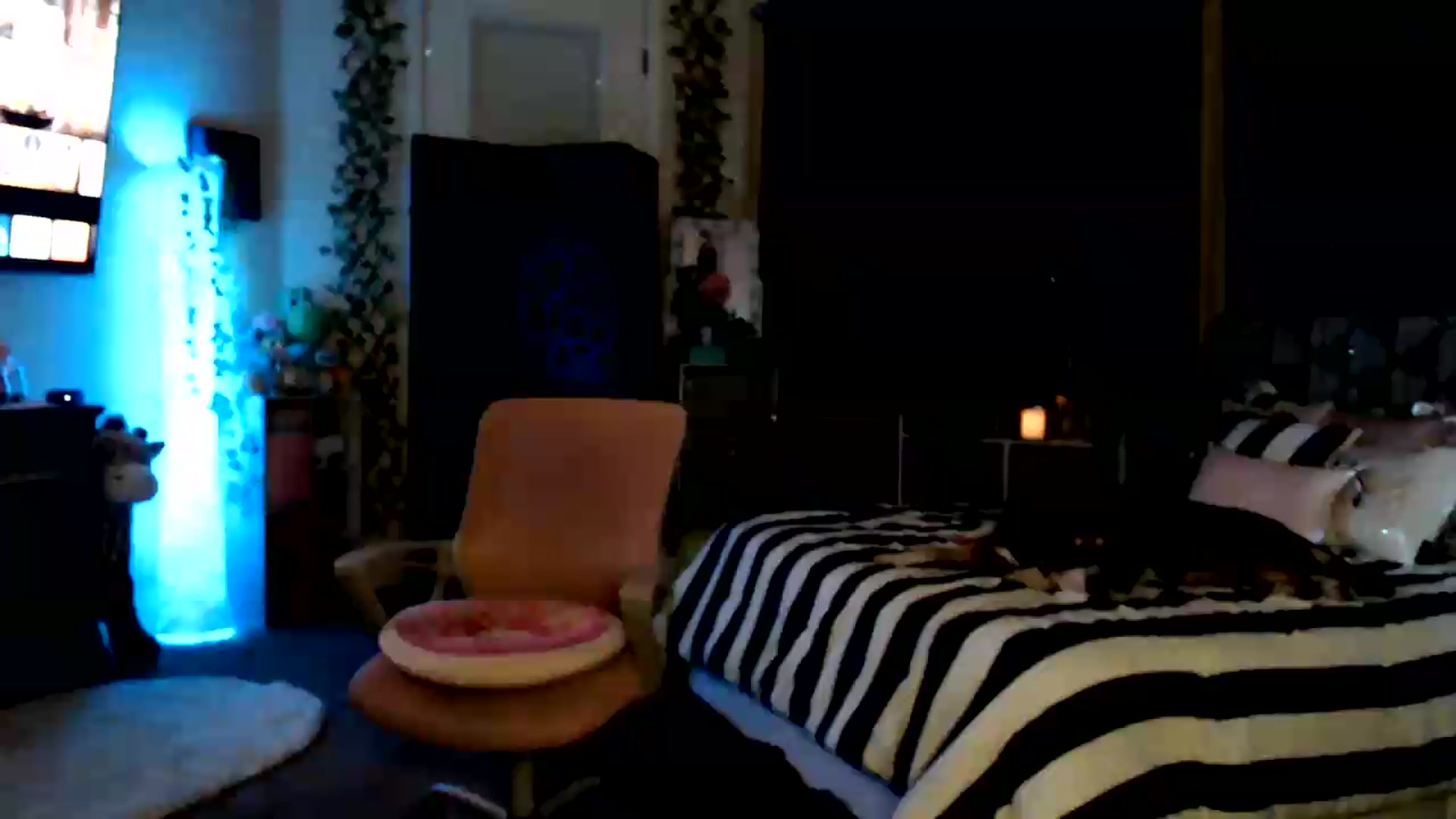 Gallery image thumbnail from HeidiKlumsy's myfreecams stream on, 07/31/2026, 05:50 image 5 of 20