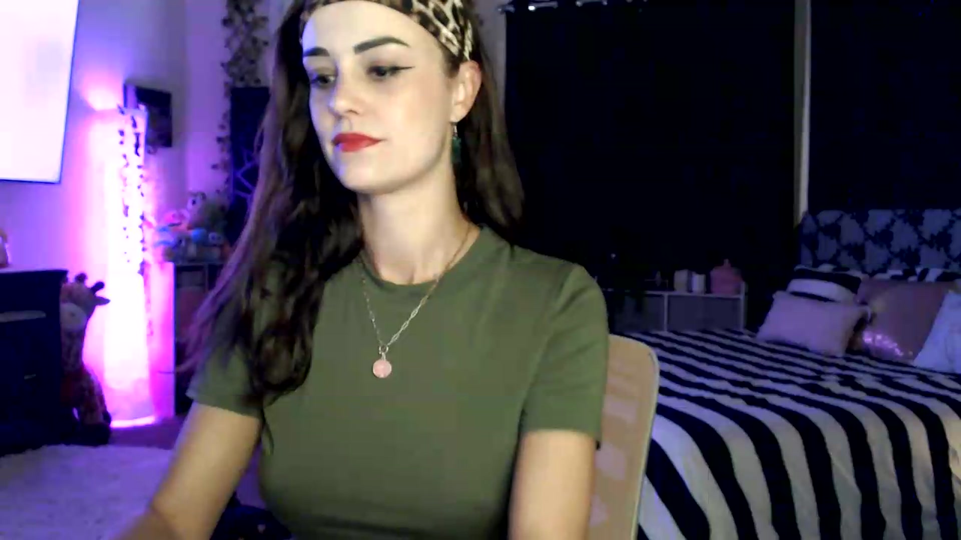 Gallery image thumbnail from HeidiKlumsy's myfreecams stream on, 08/11/2026, 24:35 image 8 of 20