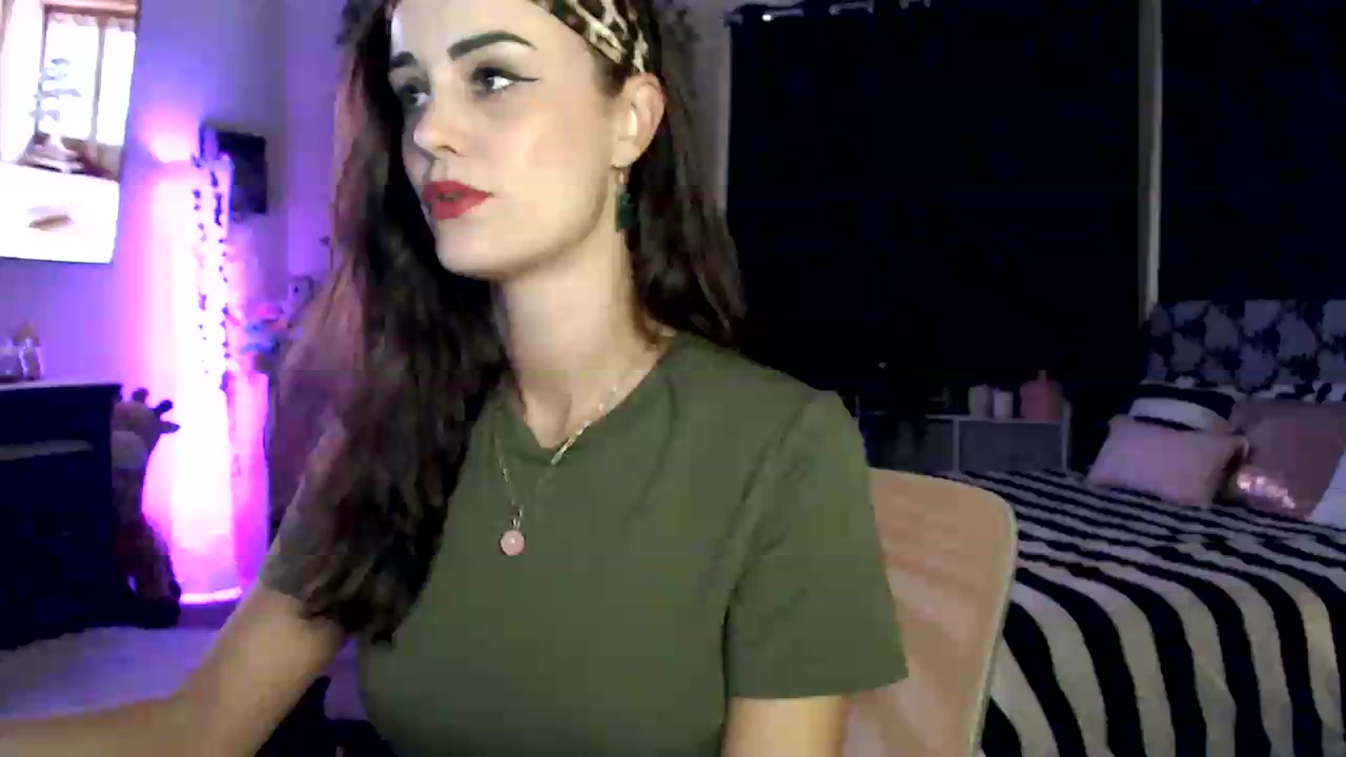 Gallery image thumbnail from HeidiKlumsy's myfreecams stream on, 08/11/2026, 24:35 image 15 of 20
