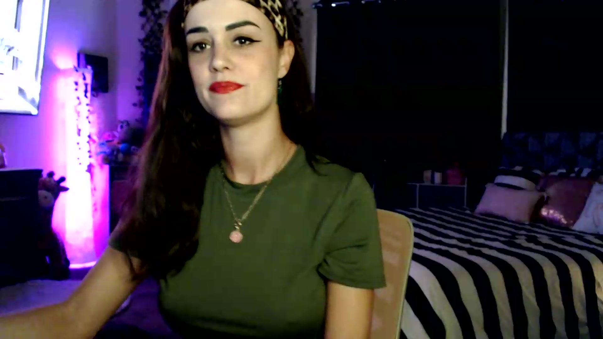 Gallery image thumbnail from HeidiKlumsy's myfreecams stream on, 08/11/2026, 24:35 image 6 of 20