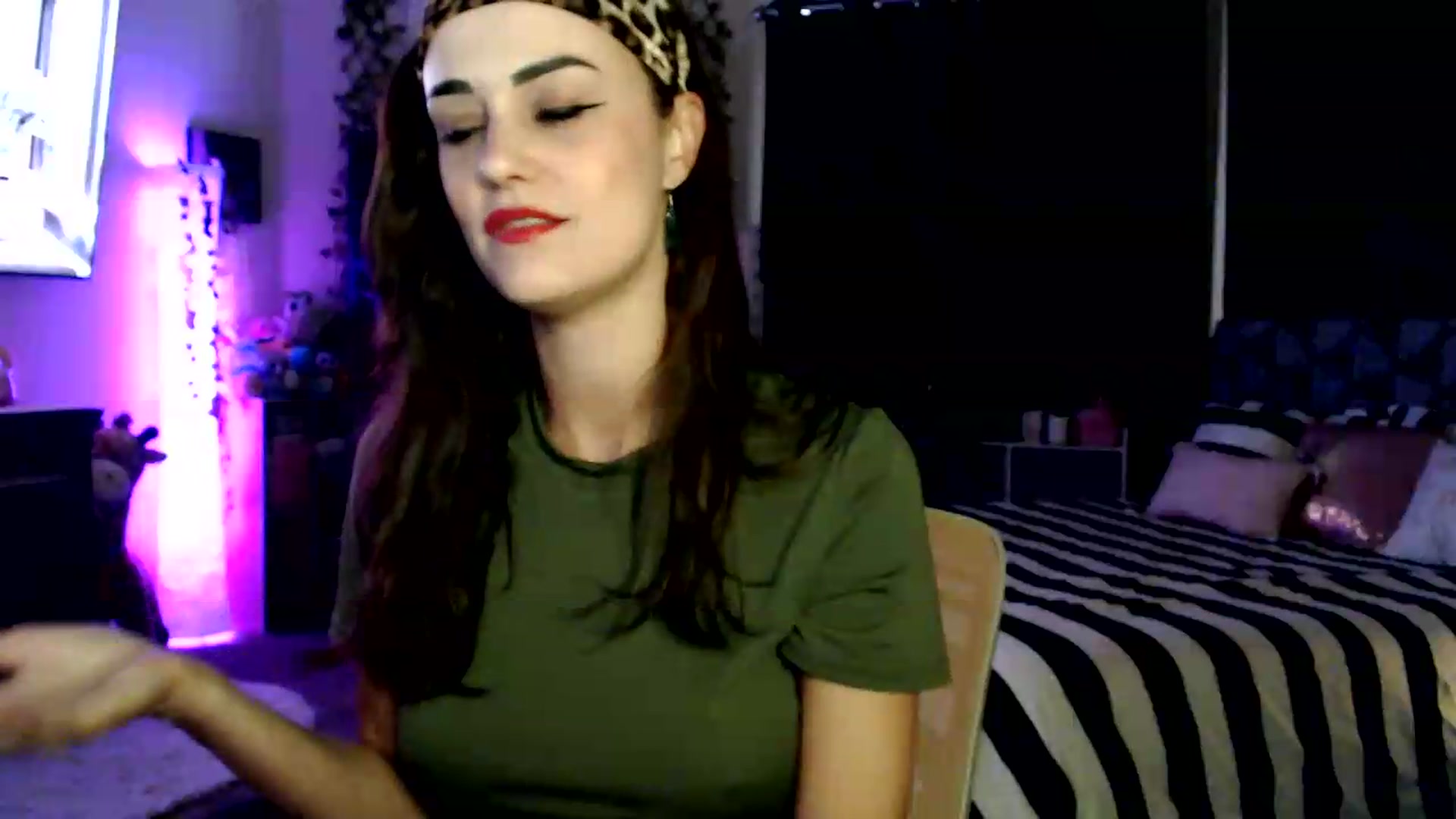 Gallery image thumbnail from HeidiKlumsy's myfreecams stream on, 08/11/2026, 24:35 image 2 of 20