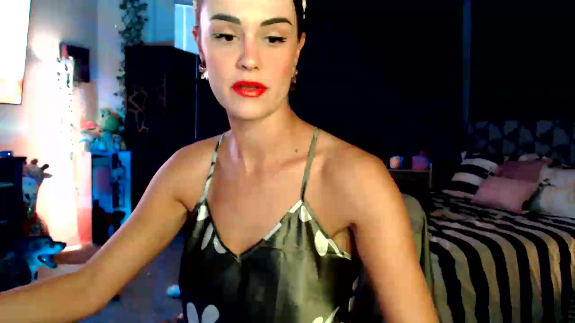 Gallery image thumbnail from HeidiKlumsy's myfreecams stream on, 08/12/2026, 02:43 image 1 of 20