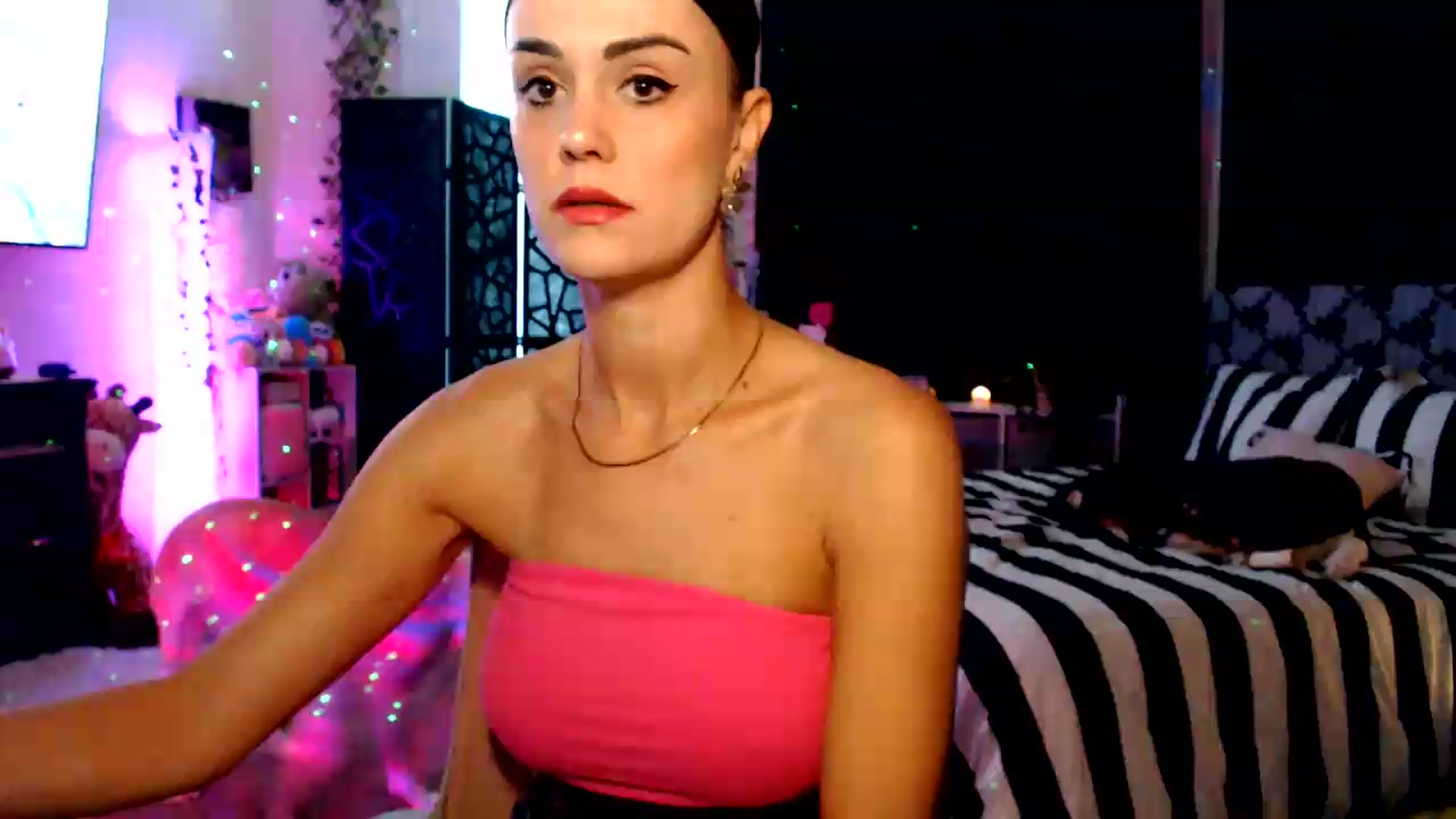 Gallery image thumbnail from HeidiKlumsy's myfreecams stream on, 08/13/2026, 22:49 image 1 of 20
