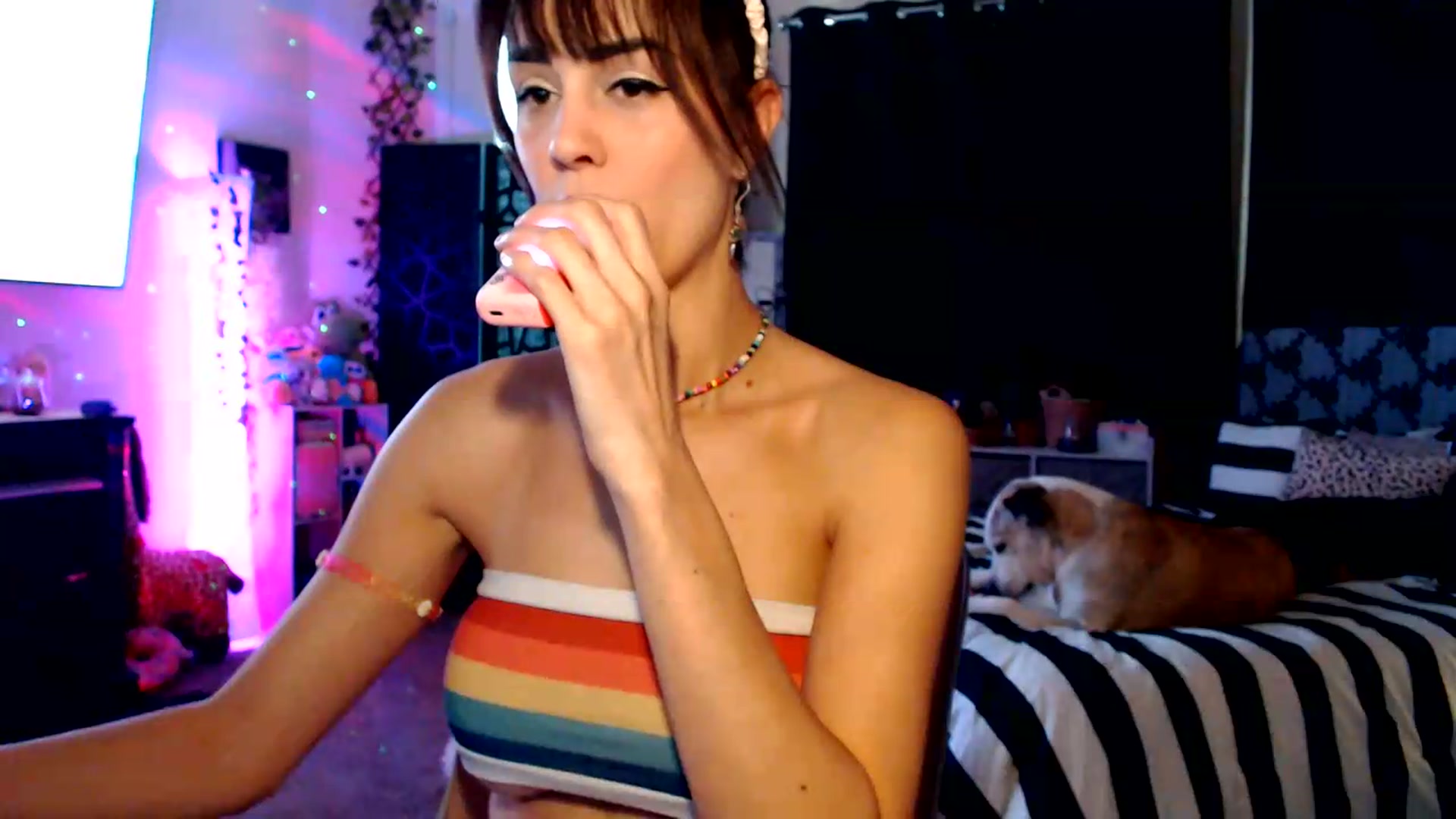 Gallery image thumbnail from HeidiKlumsy's myfreecams stream on, 08/20/2026, 23:46 image 14 of 20