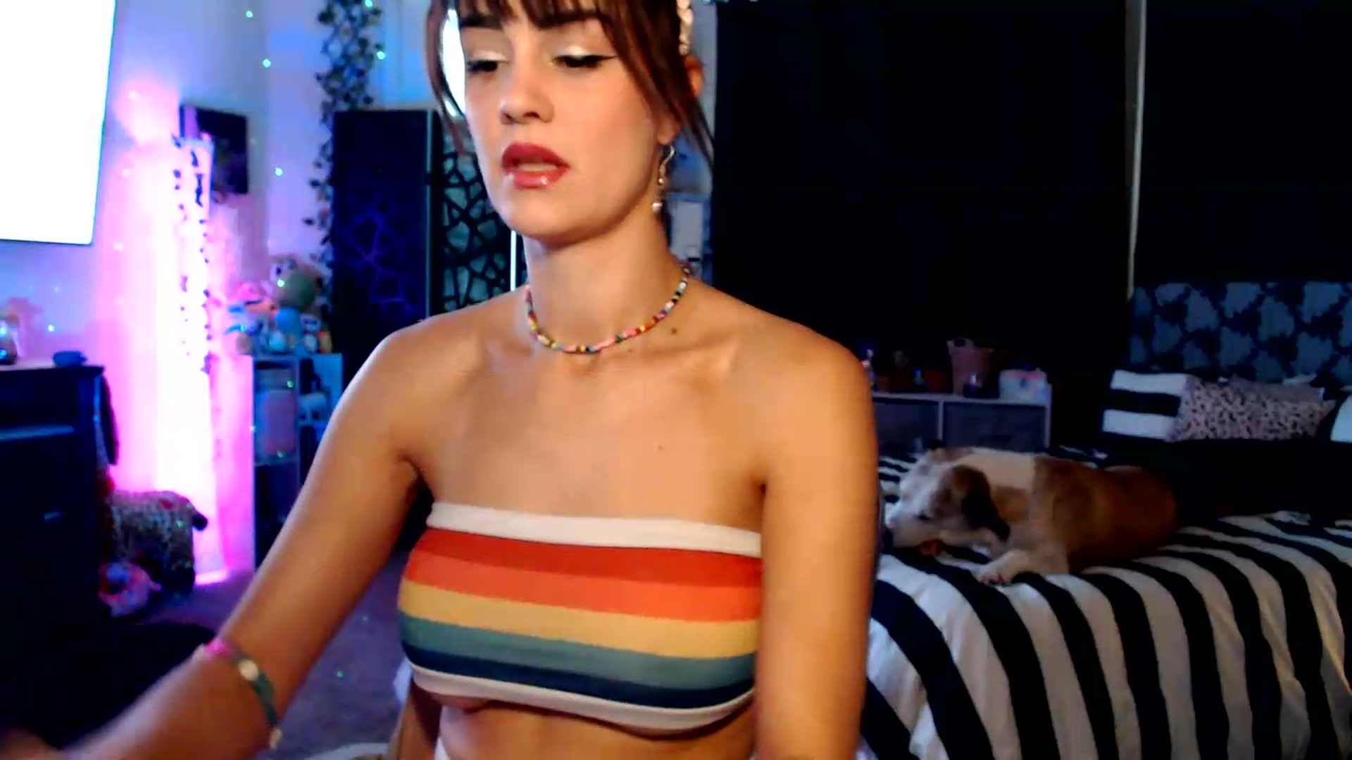 Gallery image thumbnail from HeidiKlumsy's myfreecams stream on, 08/20/2026, 23:46 image 11 of 20