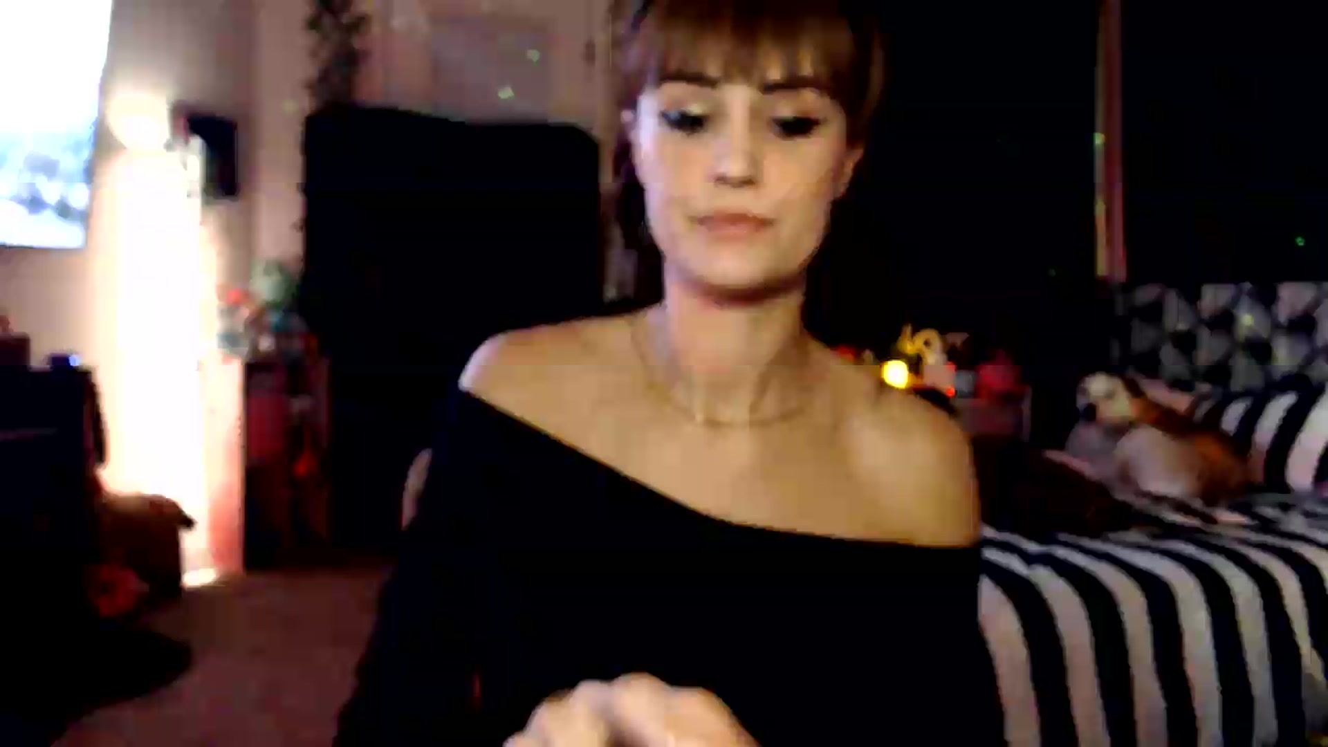 Gallery image thumbnail from HeidiKlumsy's myfreecams stream on, 08/28/2026, 06:34 image 14 of 20