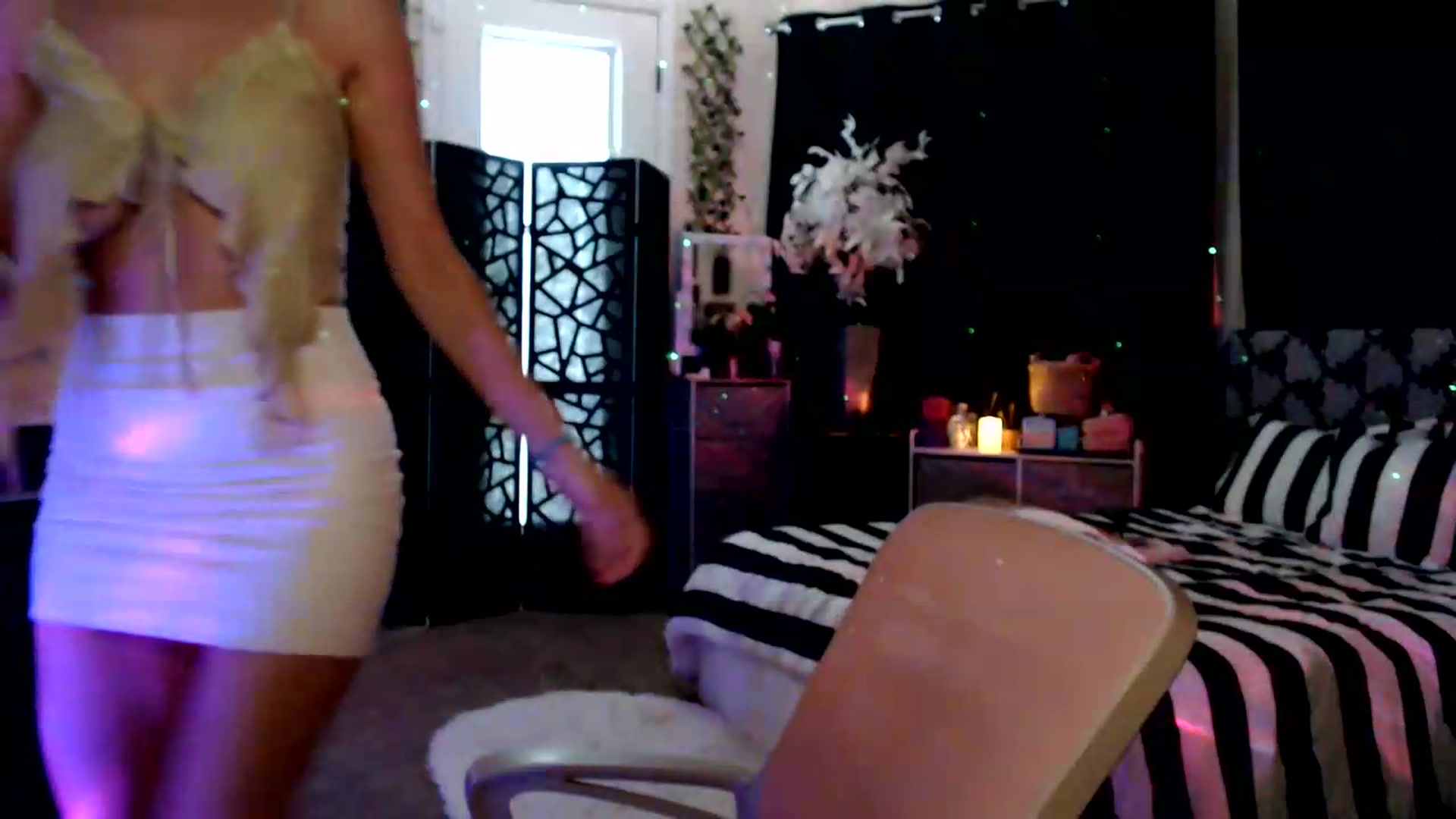 Gallery image thumbnail from HeidiKlumsy's myfreecams stream on, 08/28/2026, 23:14 image 3 of 20