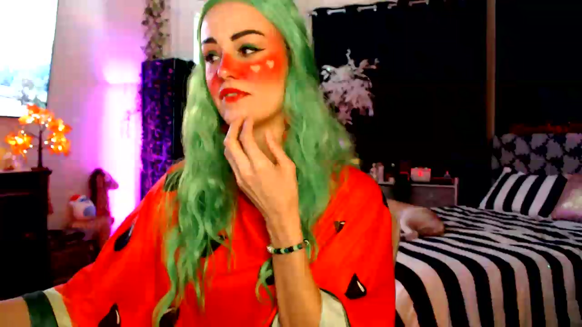 Gallery image thumbnail from HeidiKlumsy's myfreecams stream on, 09/01/2026, 20:29 image 4 of 20