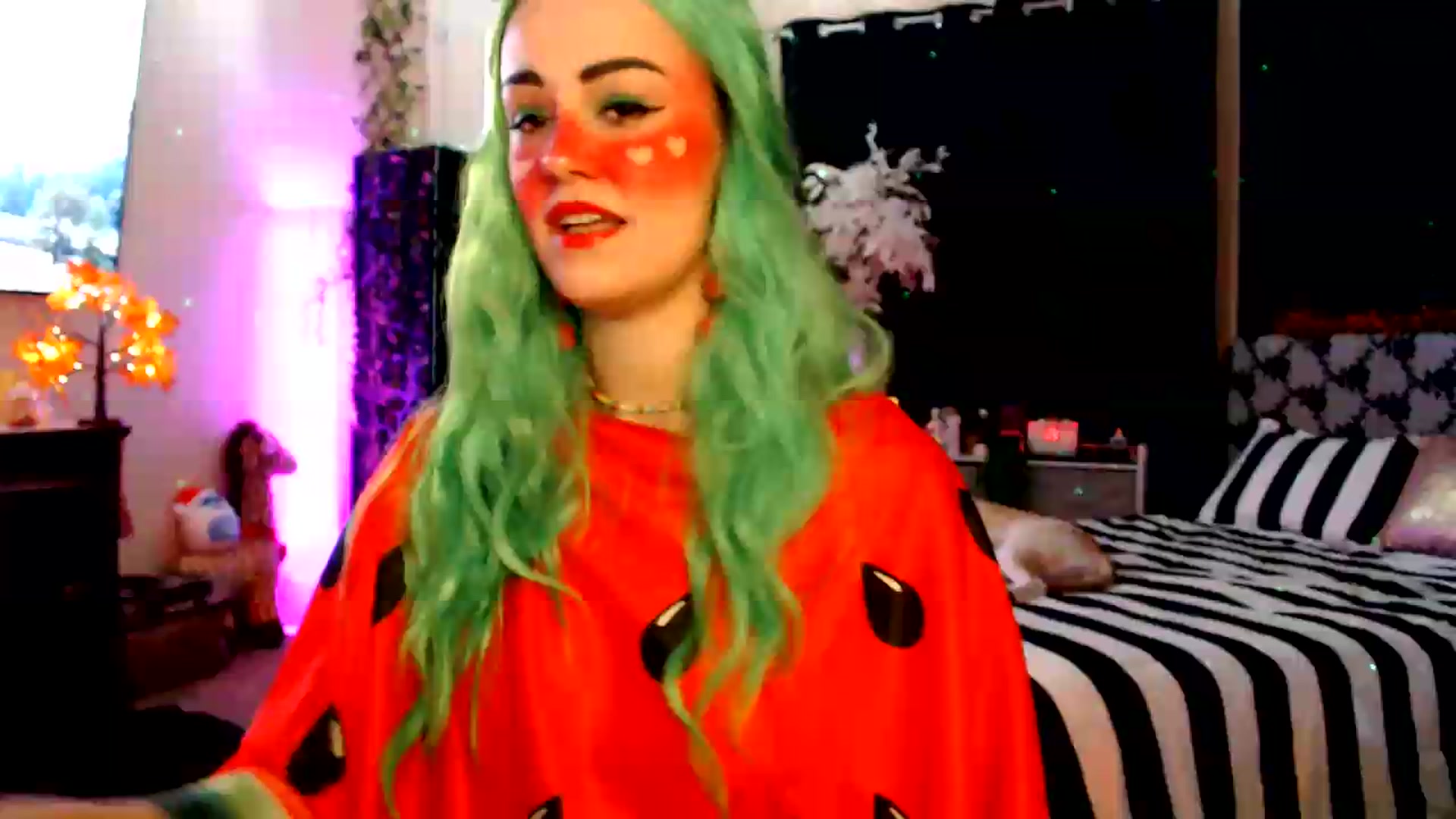 Gallery image thumbnail from HeidiKlumsy's myfreecams stream on, 09/01/2026, 20:29 image 16 of 20
