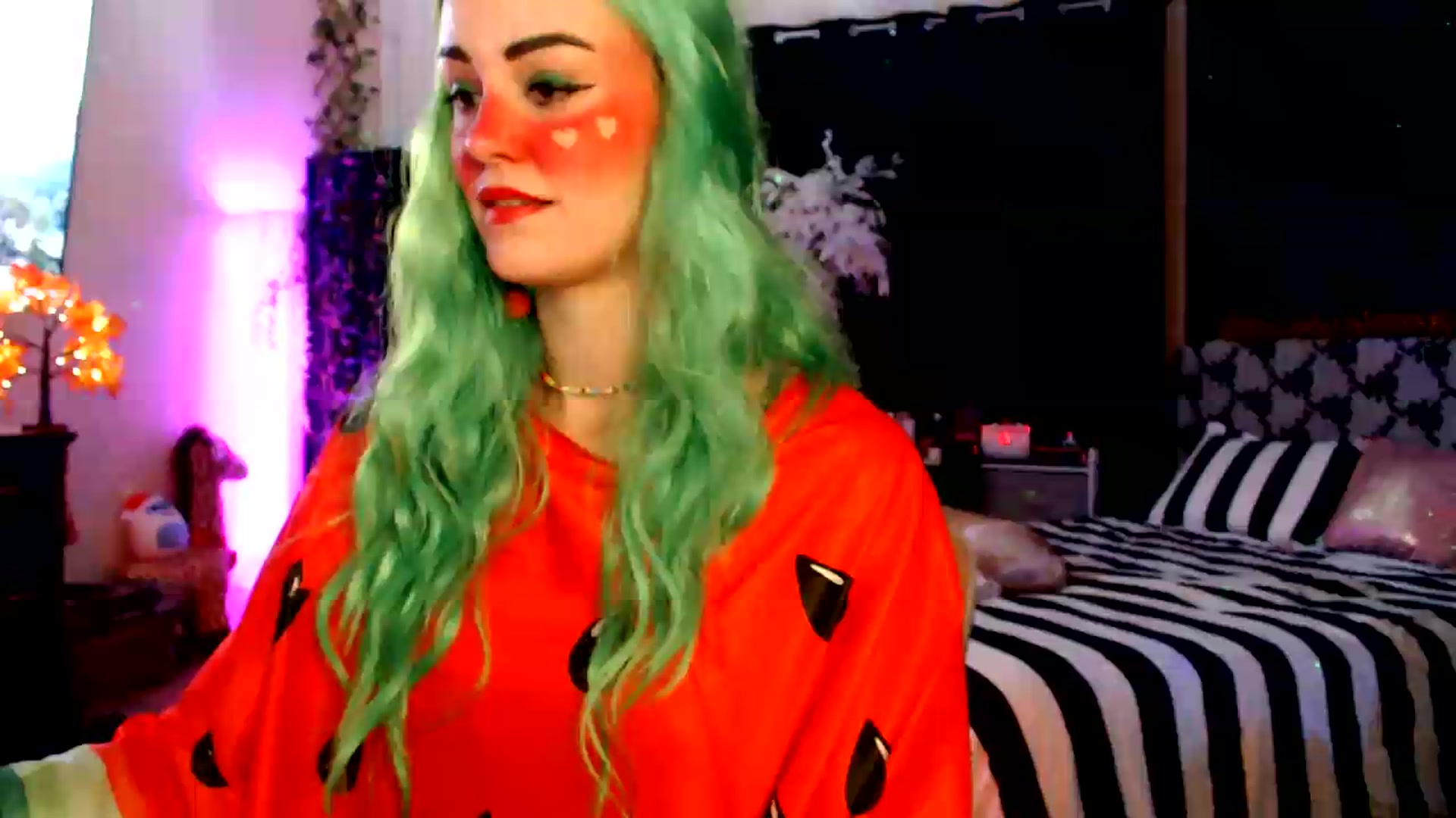 Gallery image thumbnail from HeidiKlumsy's myfreecams stream on, 09/01/2026, 21:39 image 1 of 20