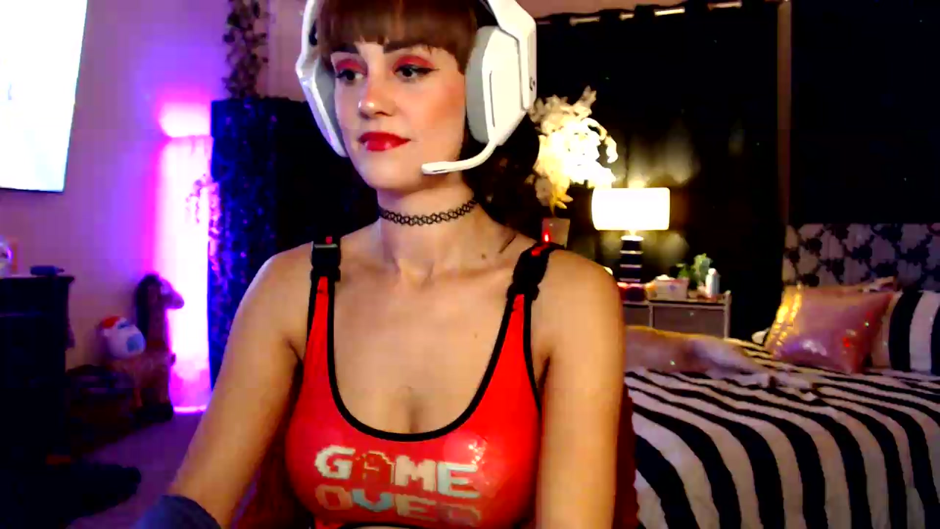 Gallery image thumbnail from HeidiKlumsy's myfreecams stream on, 09/04/2026, 03:03 image 9 of 20