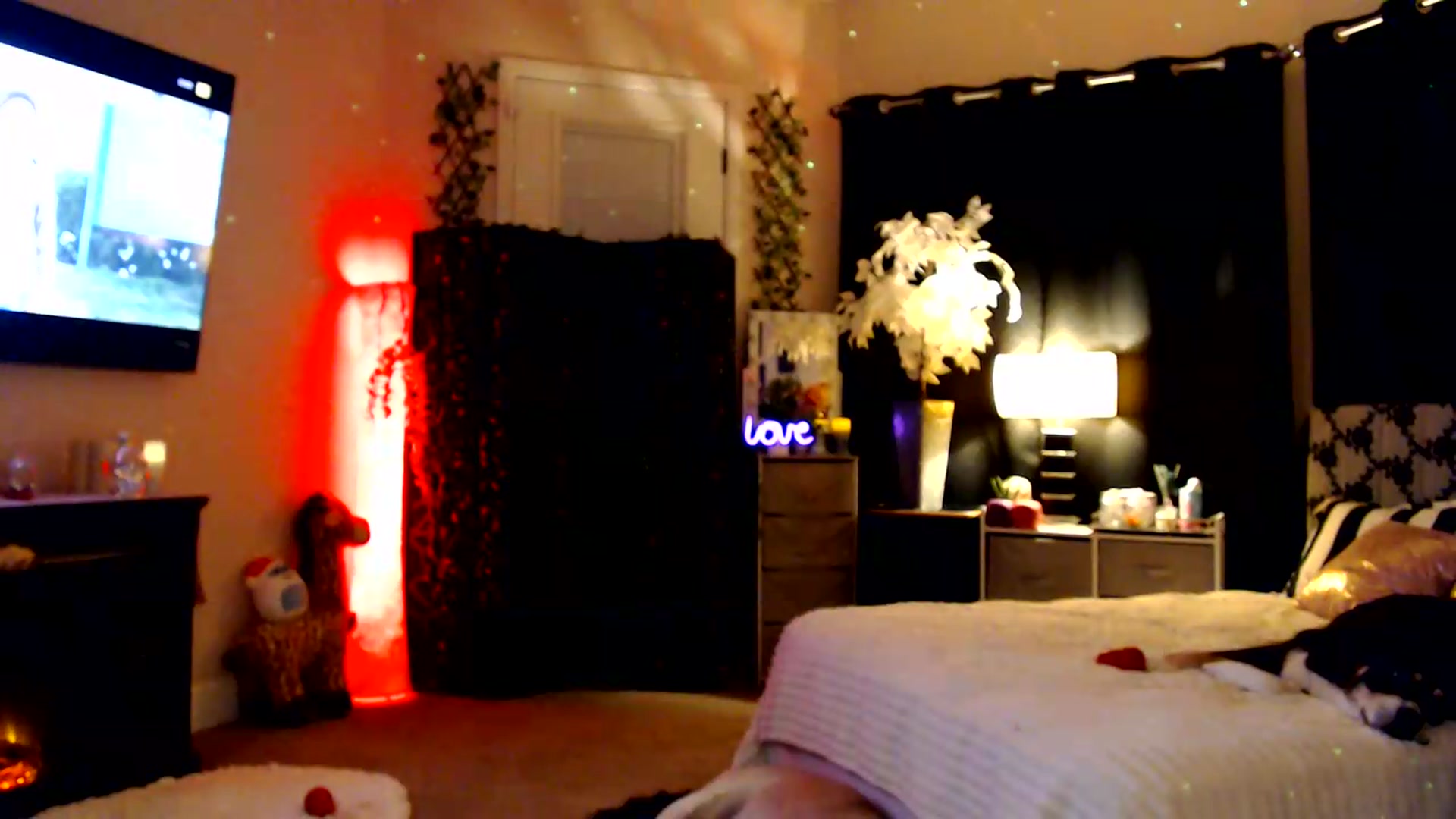 Gallery image thumbnail from HeidiKlumsy's myfreecams stream on, 09/11/2026, 03:26 image 12 of 20