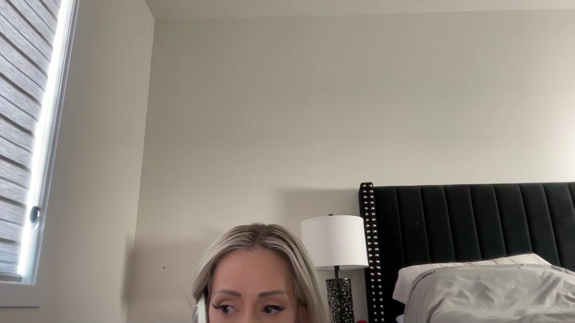 Gallery image thumbnail from Heidi_Wow's myfreecams stream on, 02/23/2026, 20:25 image 16 of 20