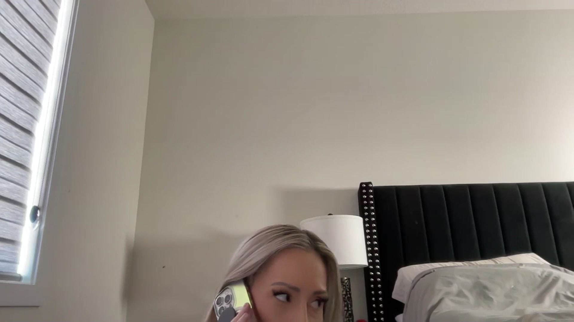Gallery image thumbnail from Heidi_Wow's myfreecams stream on, 02/23/2026, 20:25 image 17 of 20