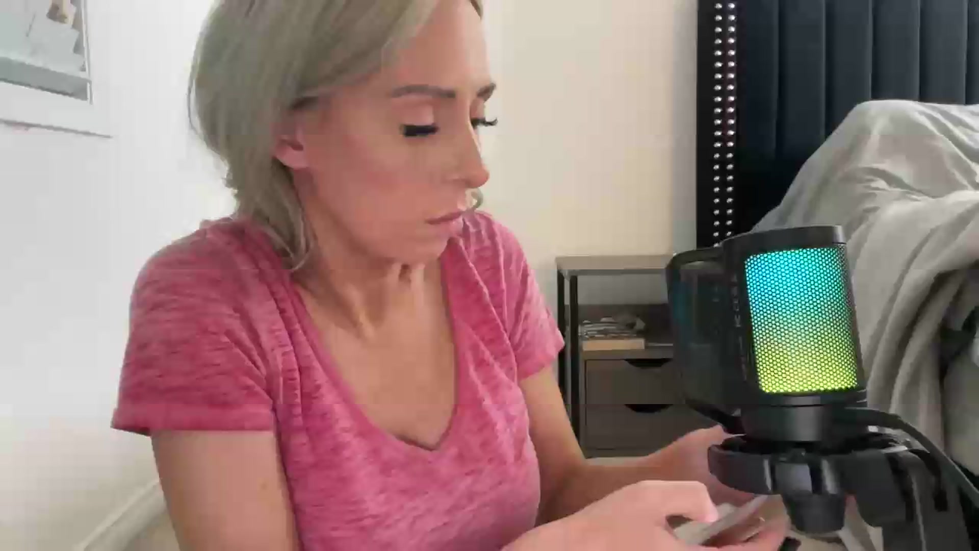 Gallery image thumbnail from Heidi_Wow's myfreecams stream on, 08/16/2026, 04:46 image 10 of 20
