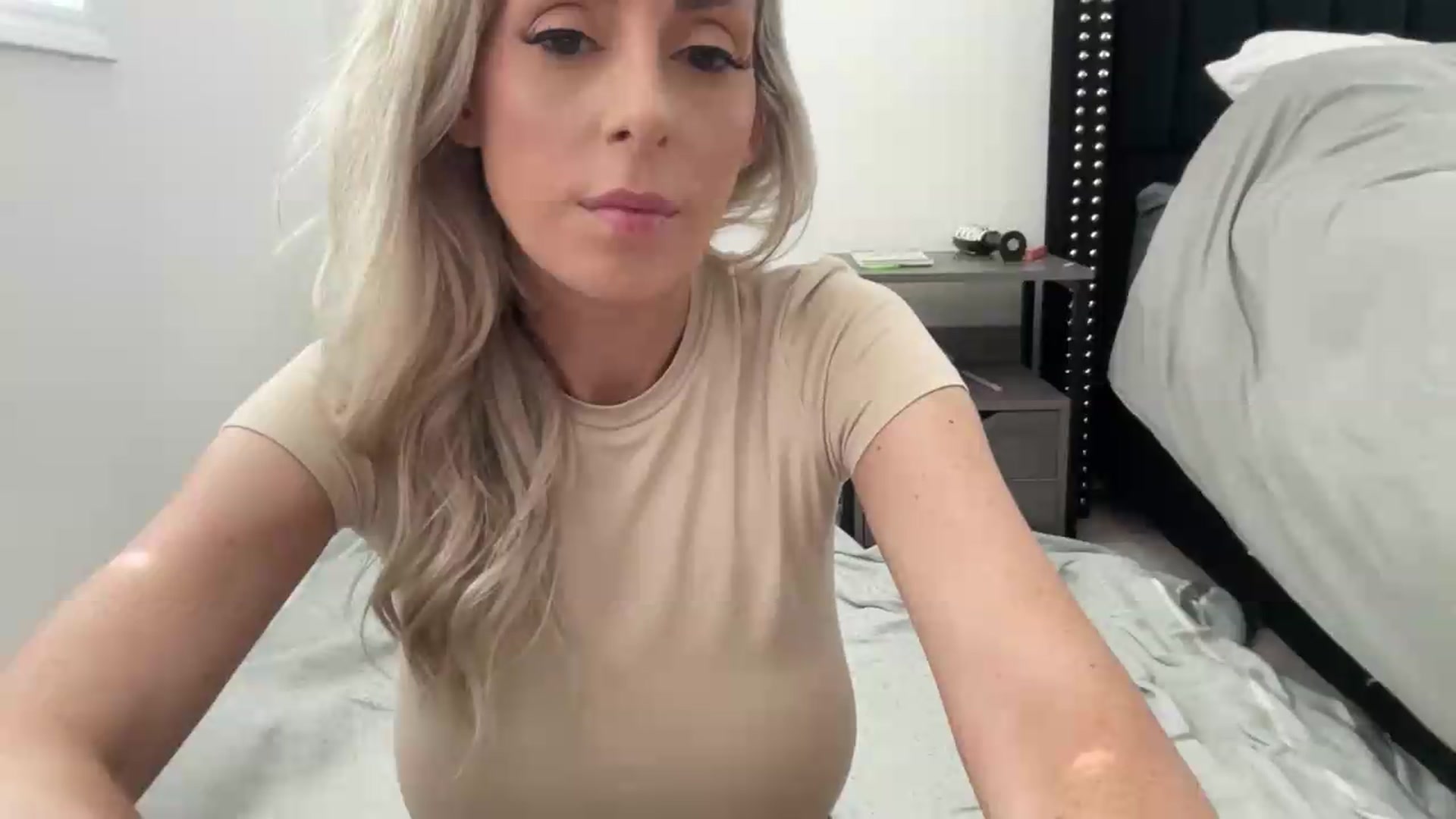 Gallery image thumbnail from Heidi_Wow's myfreecams stream on, 09/10/2026, 17:30 image 20 of 20