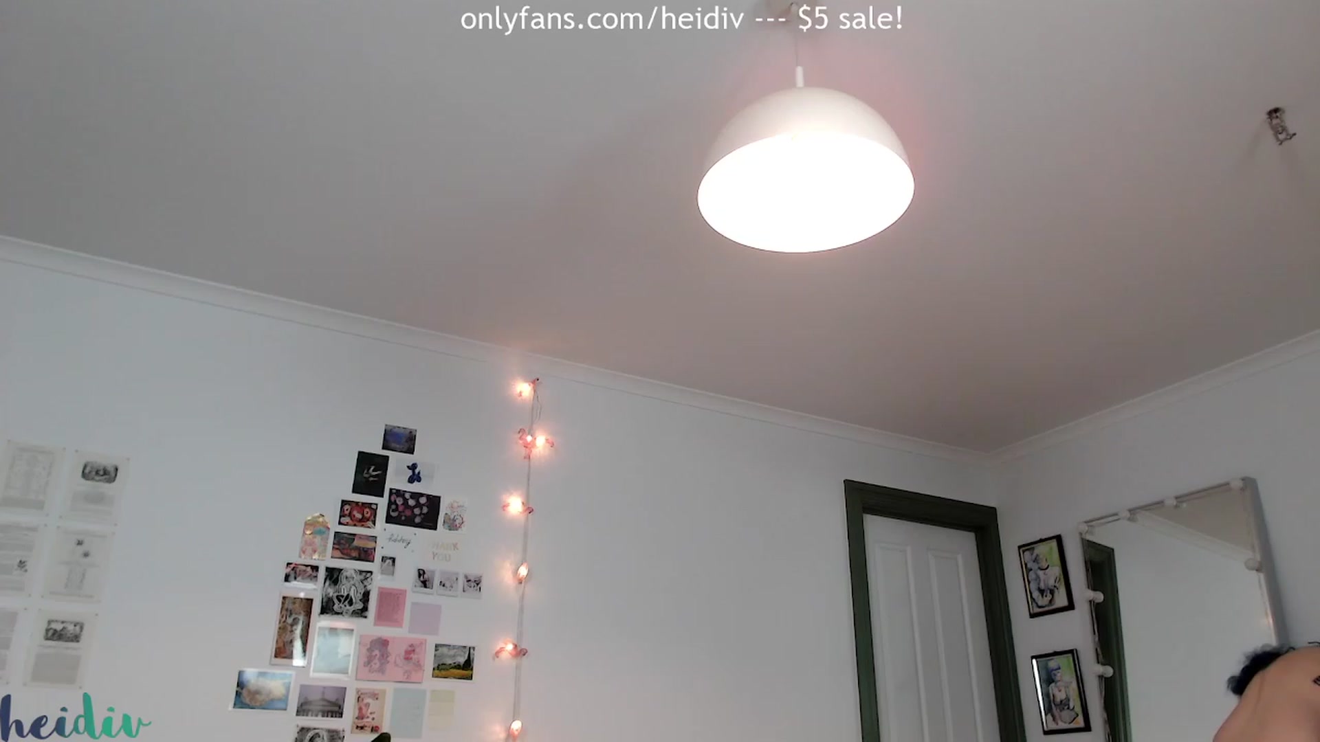 Gallery image thumbnail from Heidiv's myfreecams stream on, 04/01/2023, 10:12 image 17 of 20