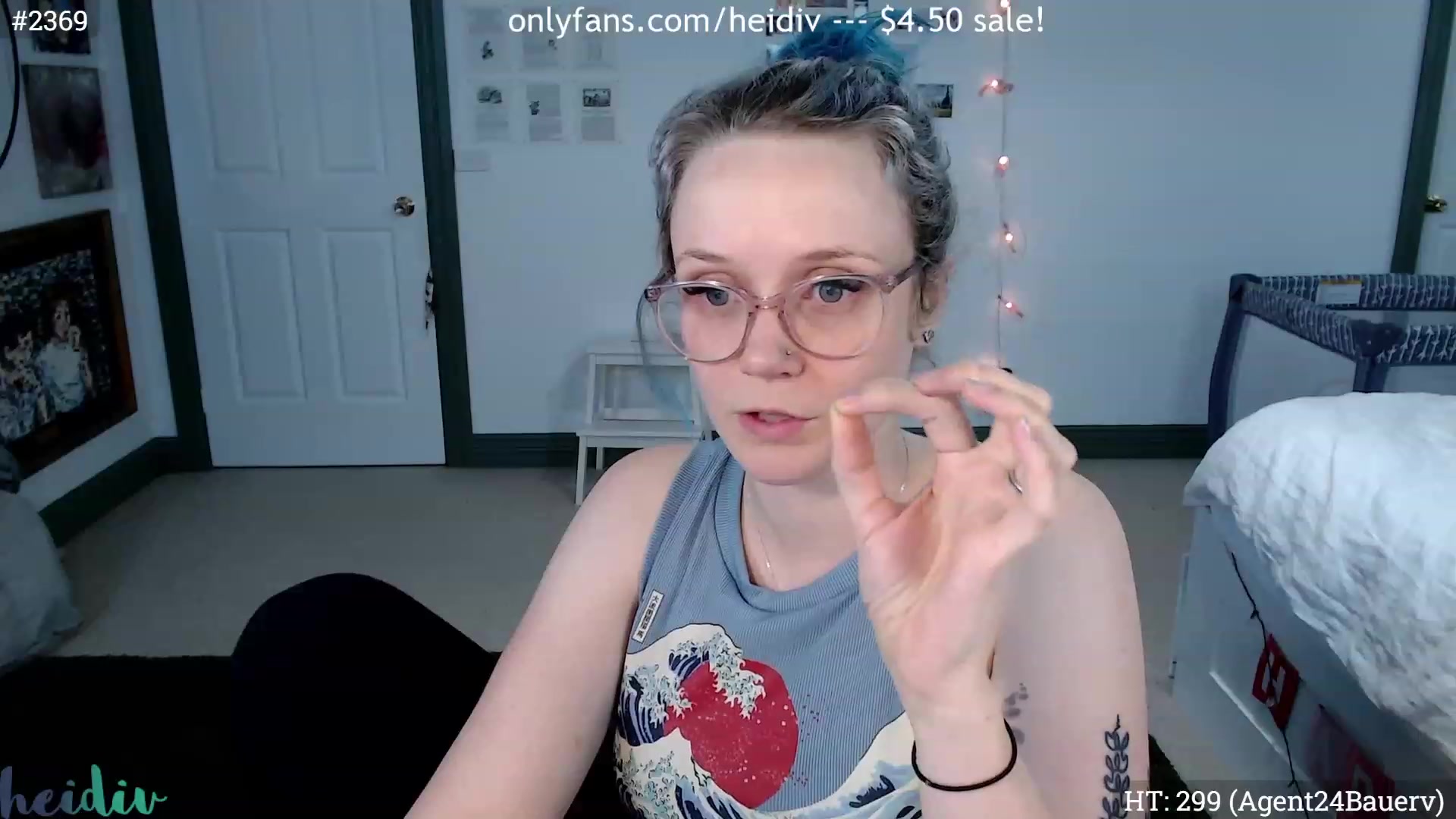 Gallery image thumbnail from Heidiv's myfreecams stream on, 05/16/2023, 12:17 image 7 of 20