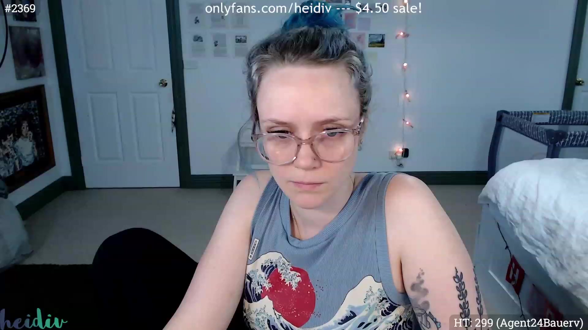 Gallery image thumbnail from Heidiv's myfreecams stream on, 05/16/2023, 12:17 image 8 of 20