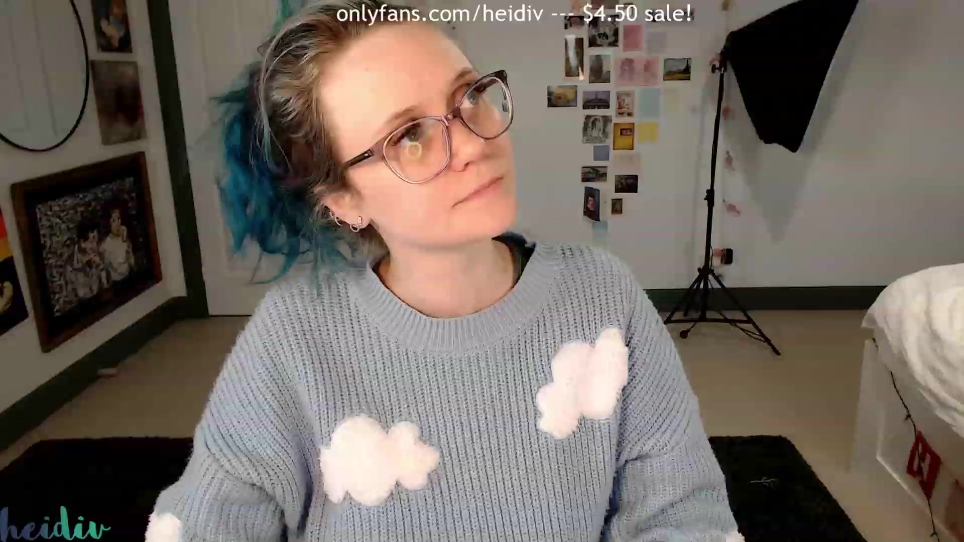 Gallery image thumbnail from Heidiv's myfreecams stream on, 05/19/2023, 11:50 image 8 of 20