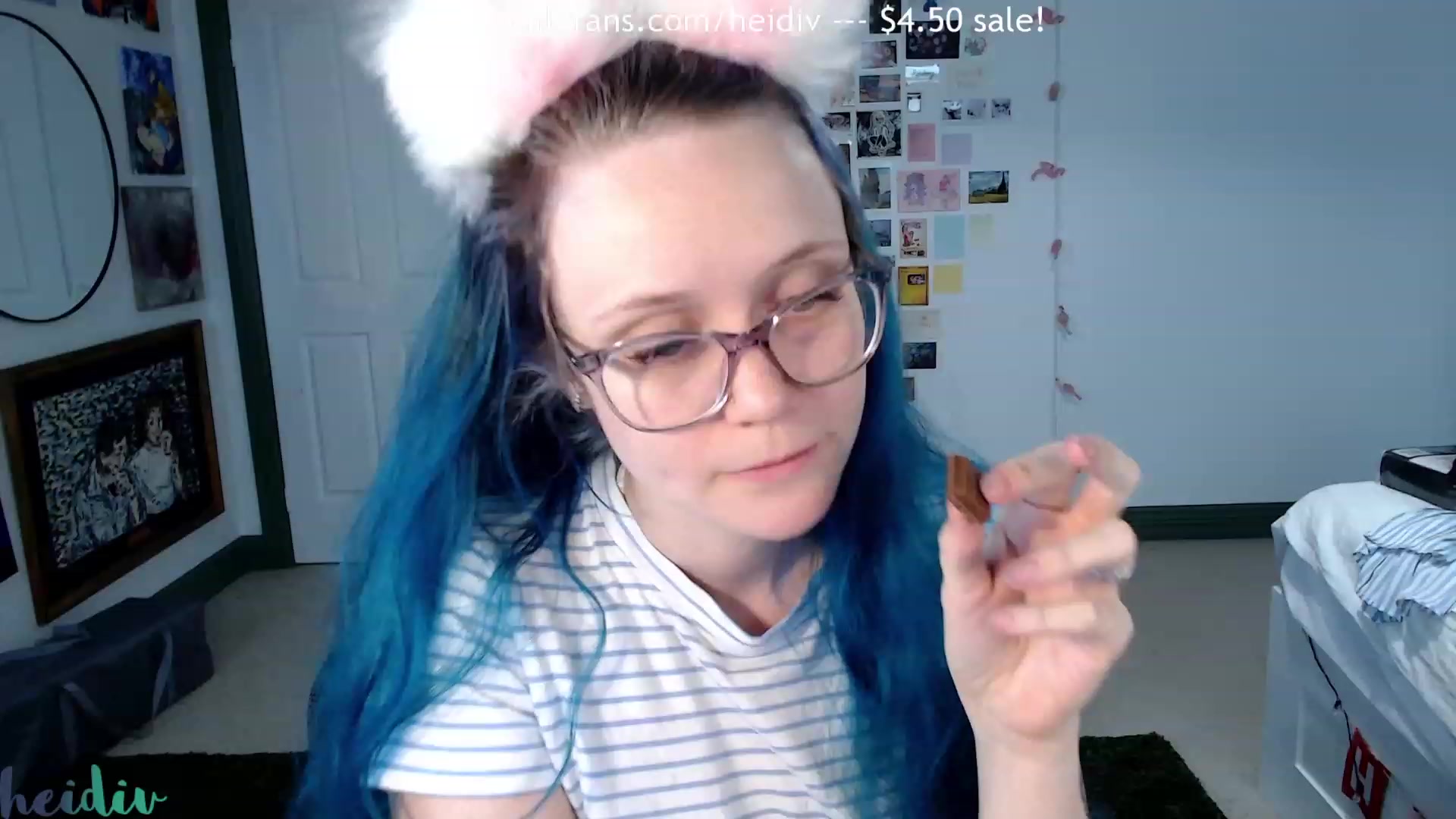 Gallery image thumbnail from Heidiv's myfreecams stream on, 06/01/2023, 10:46 image 3 of 20