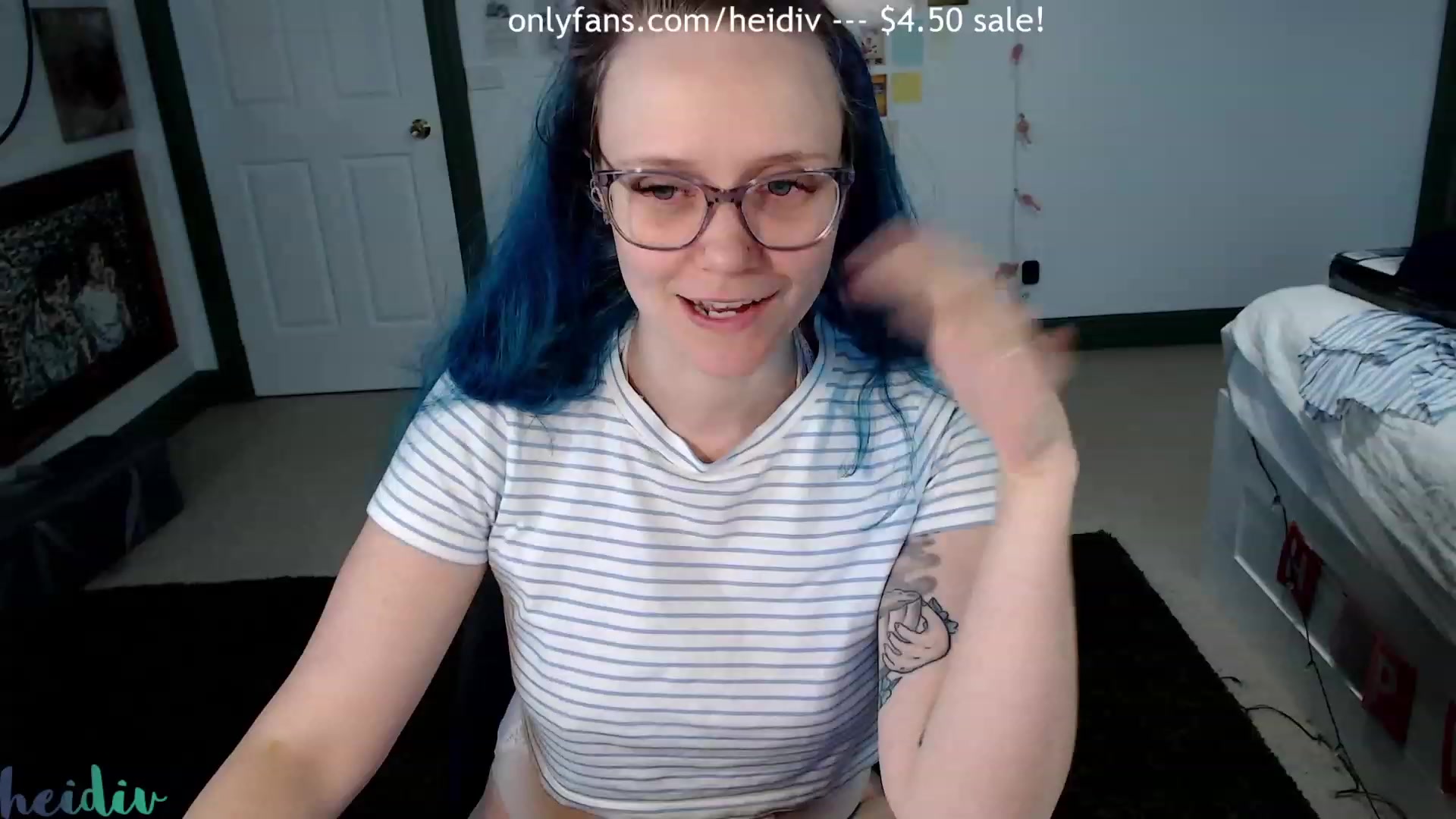 Gallery image thumbnail from Heidiv's myfreecams stream on, 06/01/2023, 10:46 image 10 of 20