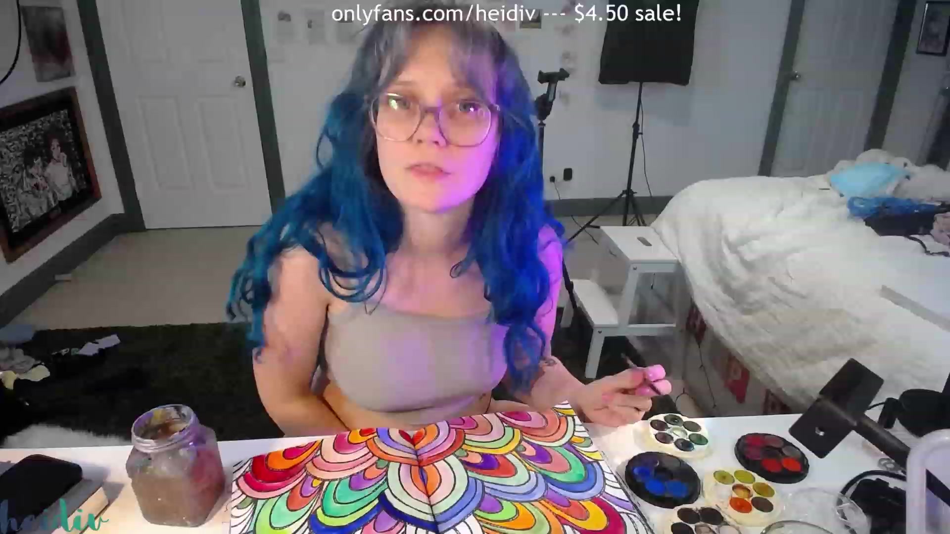 Gallery image thumbnail from Heidiv's myfreecams stream on, 06/10/2023, 11:15 image 4 of 20
