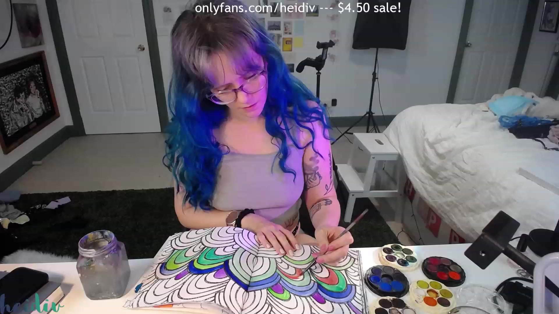 Gallery image thumbnail from Heidiv's myfreecams stream on, 06/10/2023, 11:15 image 1 of 20