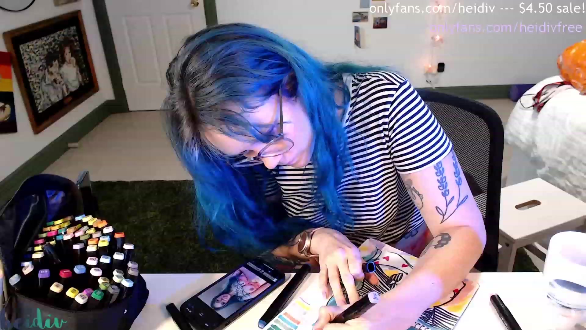 Gallery image thumbnail from Heidiv's myfreecams stream on, 07/07/2023, 11:08 image 14 of 20