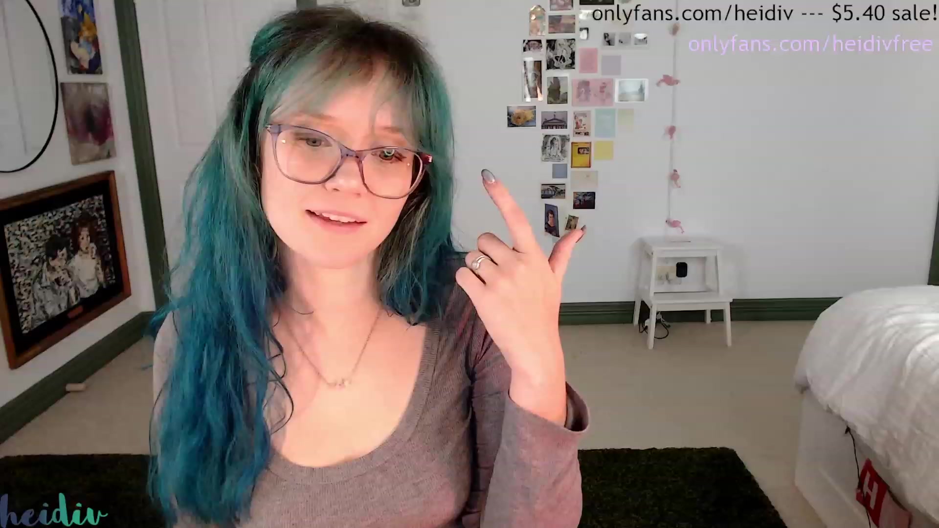 Gallery image thumbnail from Heidiv's myfreecams stream on, 09/01/2023, 08:37 image 4 of 20