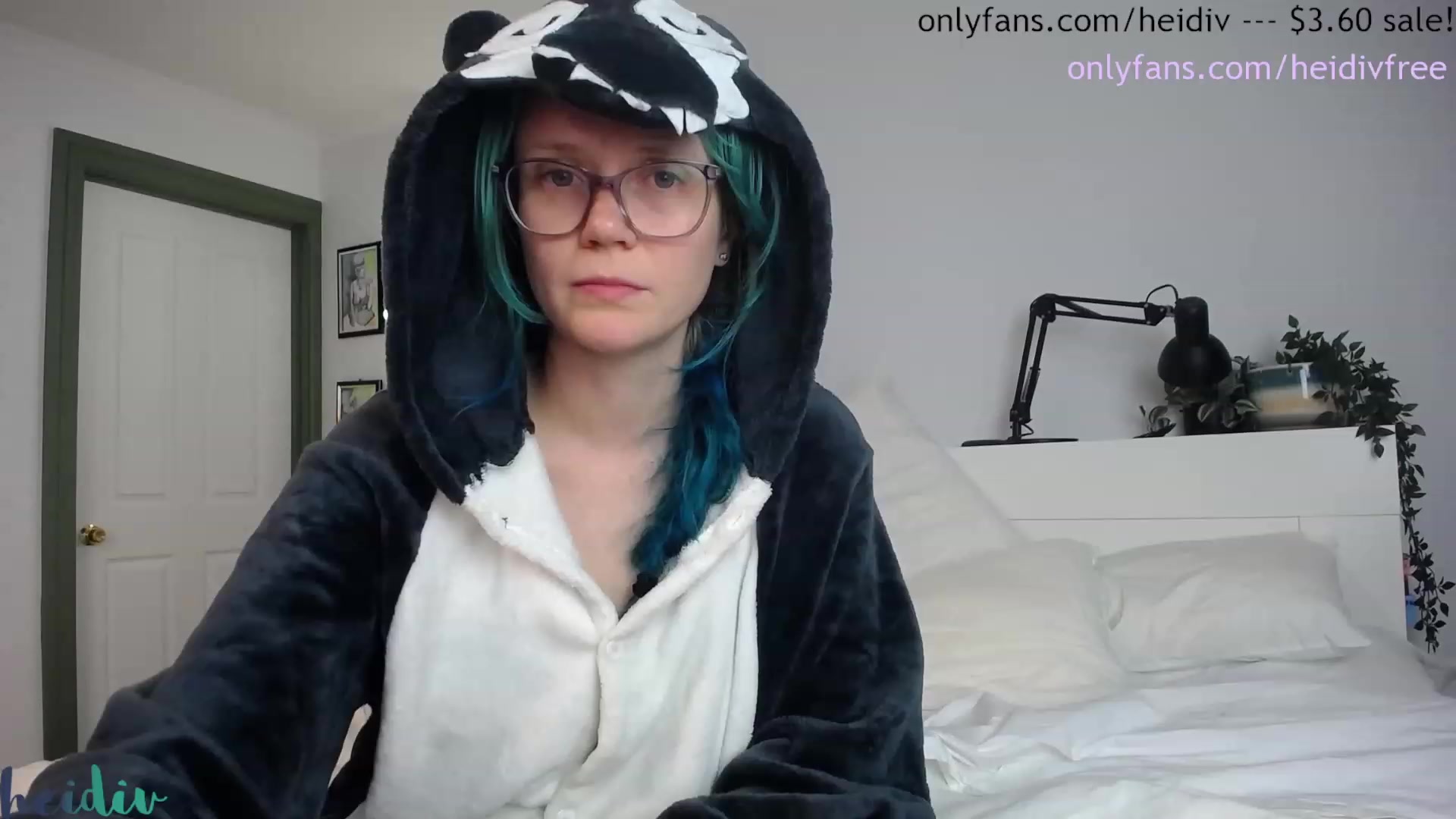 Gallery image thumbnail from Heidiv's myfreecams stream on, 09/10/2023, 09:44 image 19 of 20