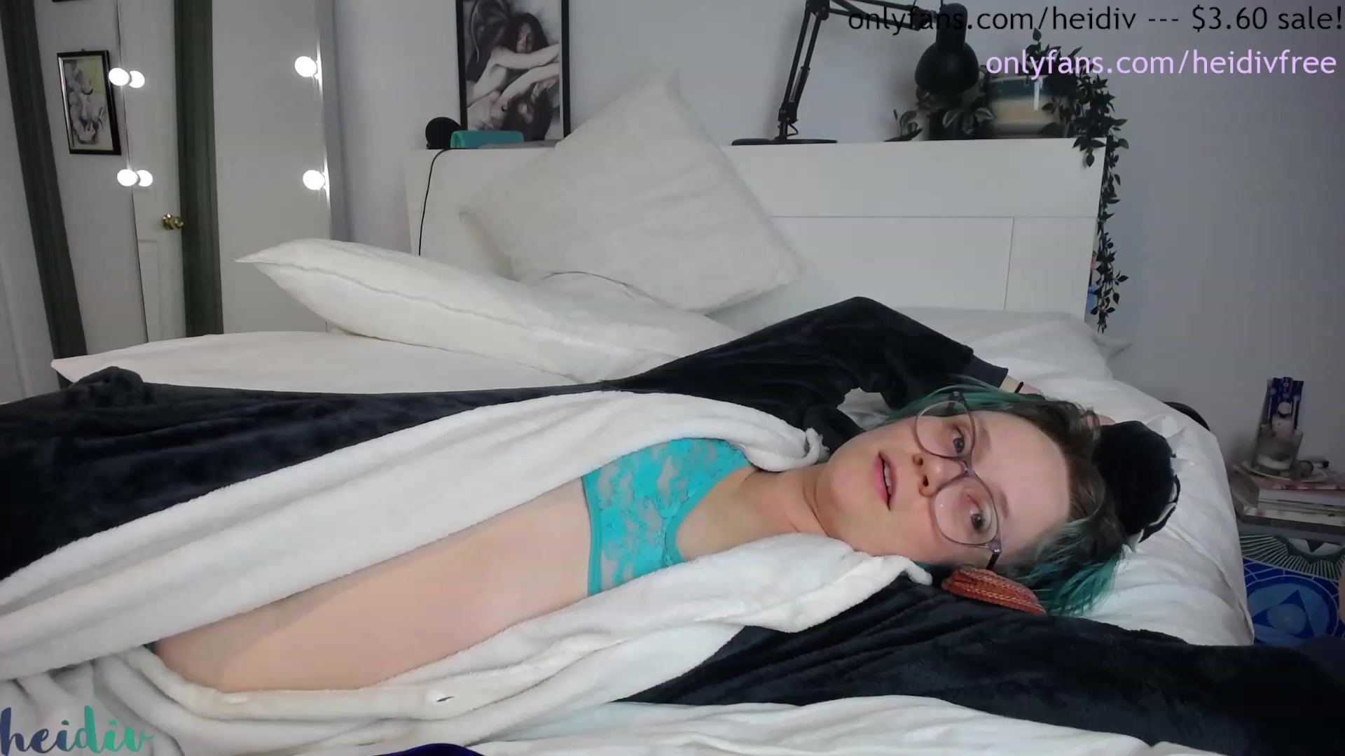 Gallery image thumbnail from Heidiv's myfreecams stream on, 09/10/2023, 11:03 image 16 of 20