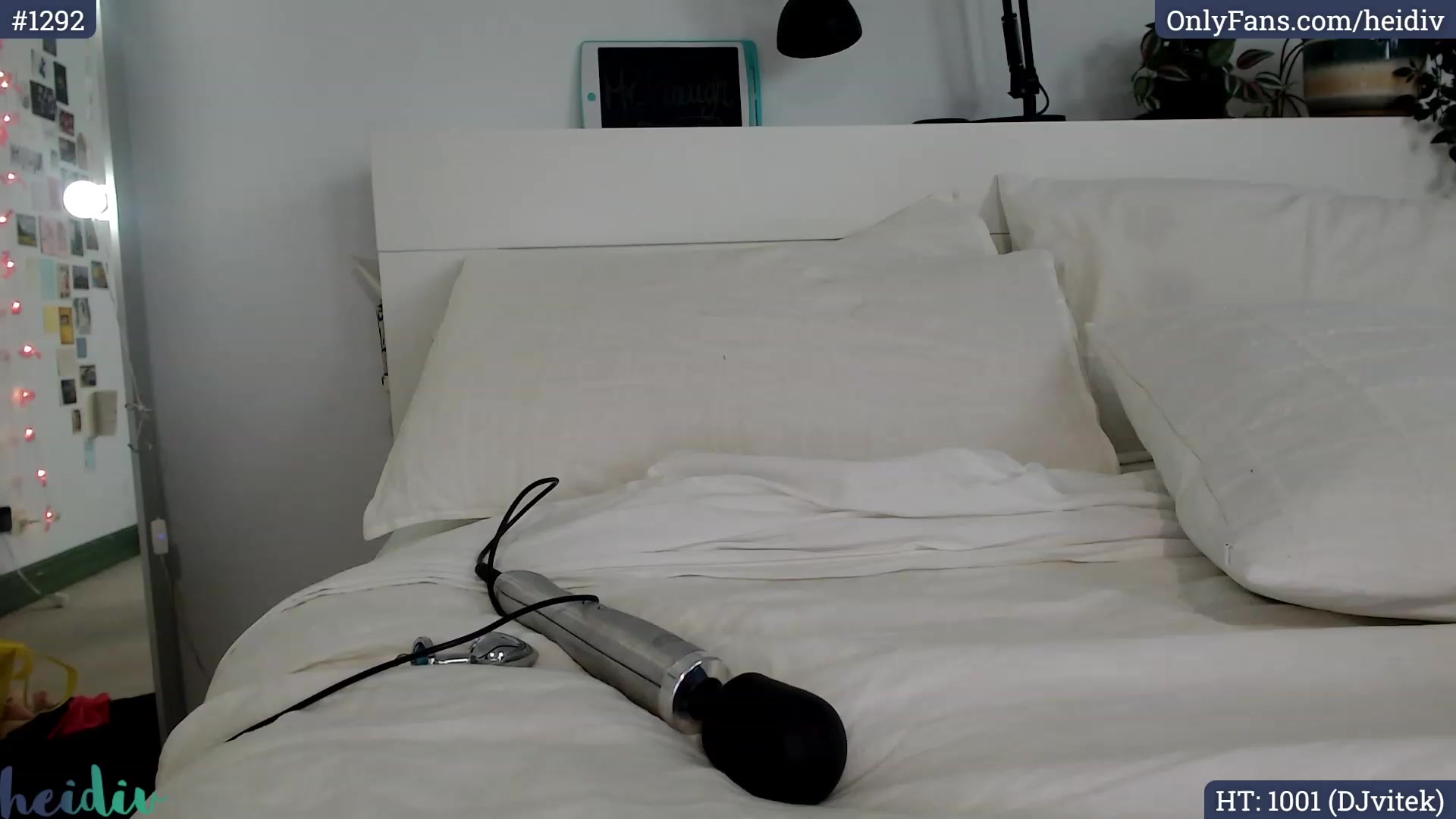 Gallery image thumbnail from Heidiv's myfreecams stream on, 09/17/2023, 06:45 image 13 of 20