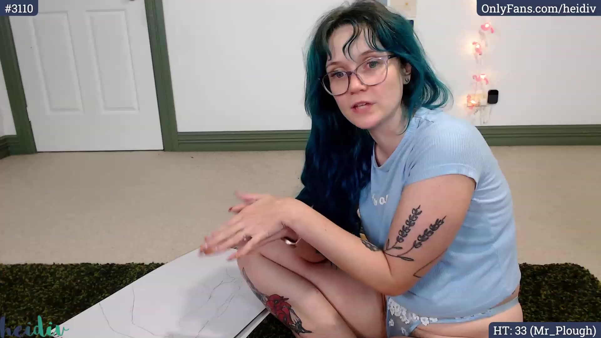 Gallery image thumbnail from Heidiv's myfreecams stream on, 10/07/2023, 08:39 image 6 of 20