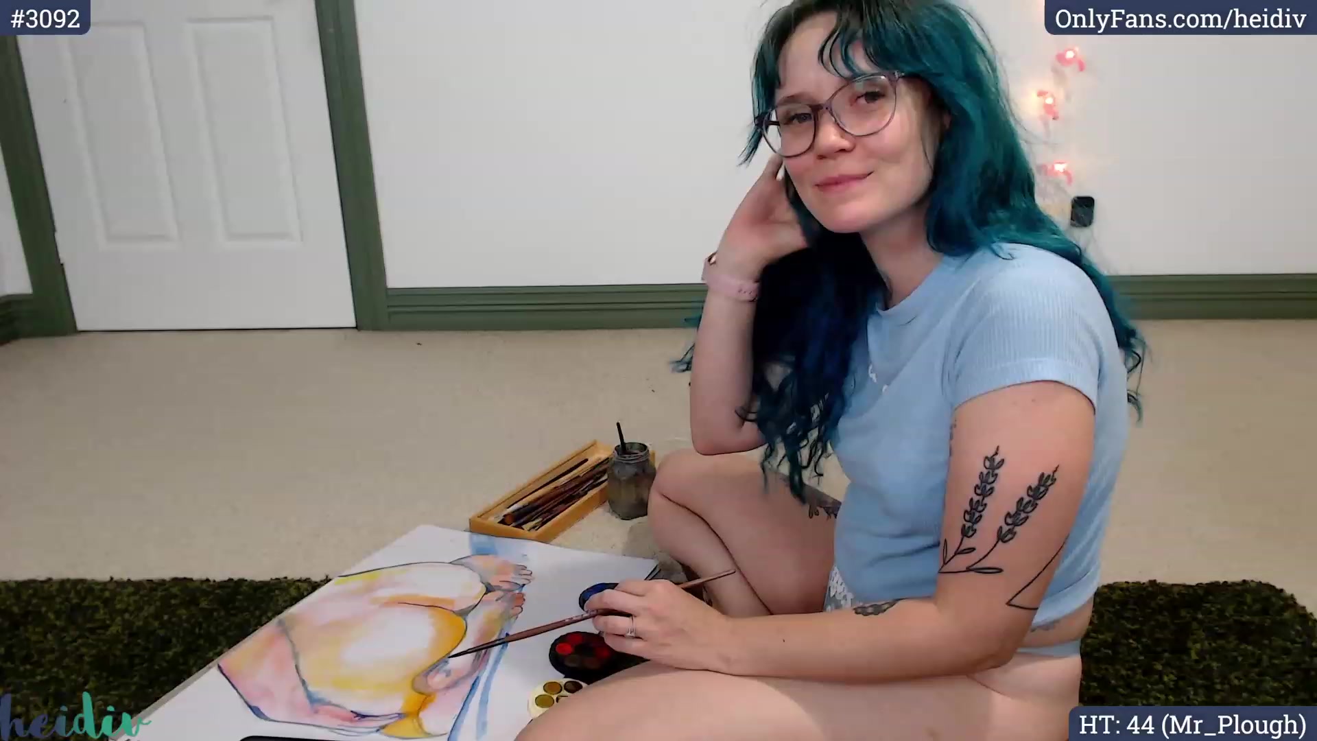 Gallery image thumbnail from Heidiv's myfreecams stream on, 10/07/2023, 09:17 image 7 of 20
