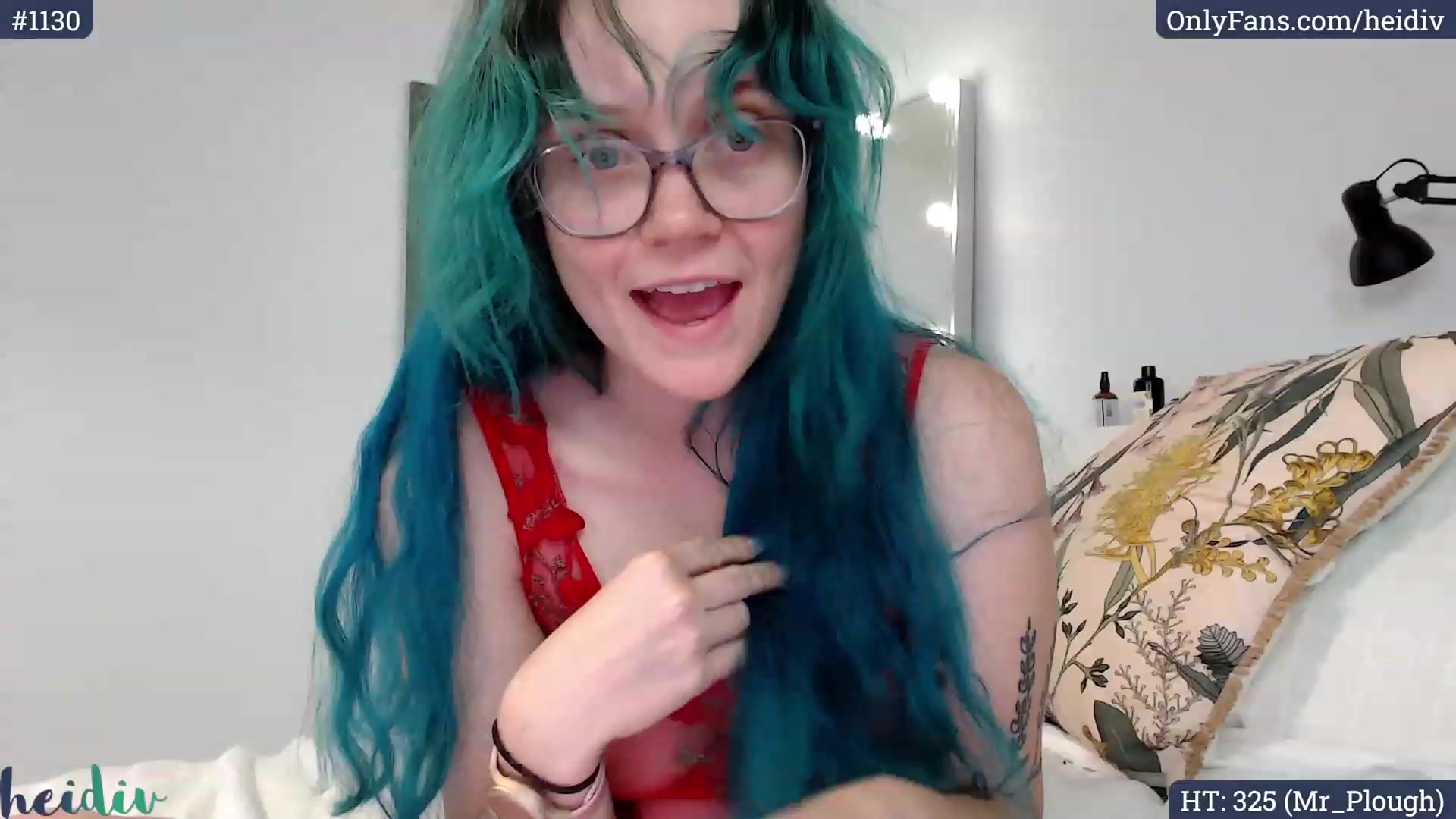 Gallery image thumbnail from Heidiv's myfreecams stream on, 11/04/2023, 10:38 image 12 of 20
